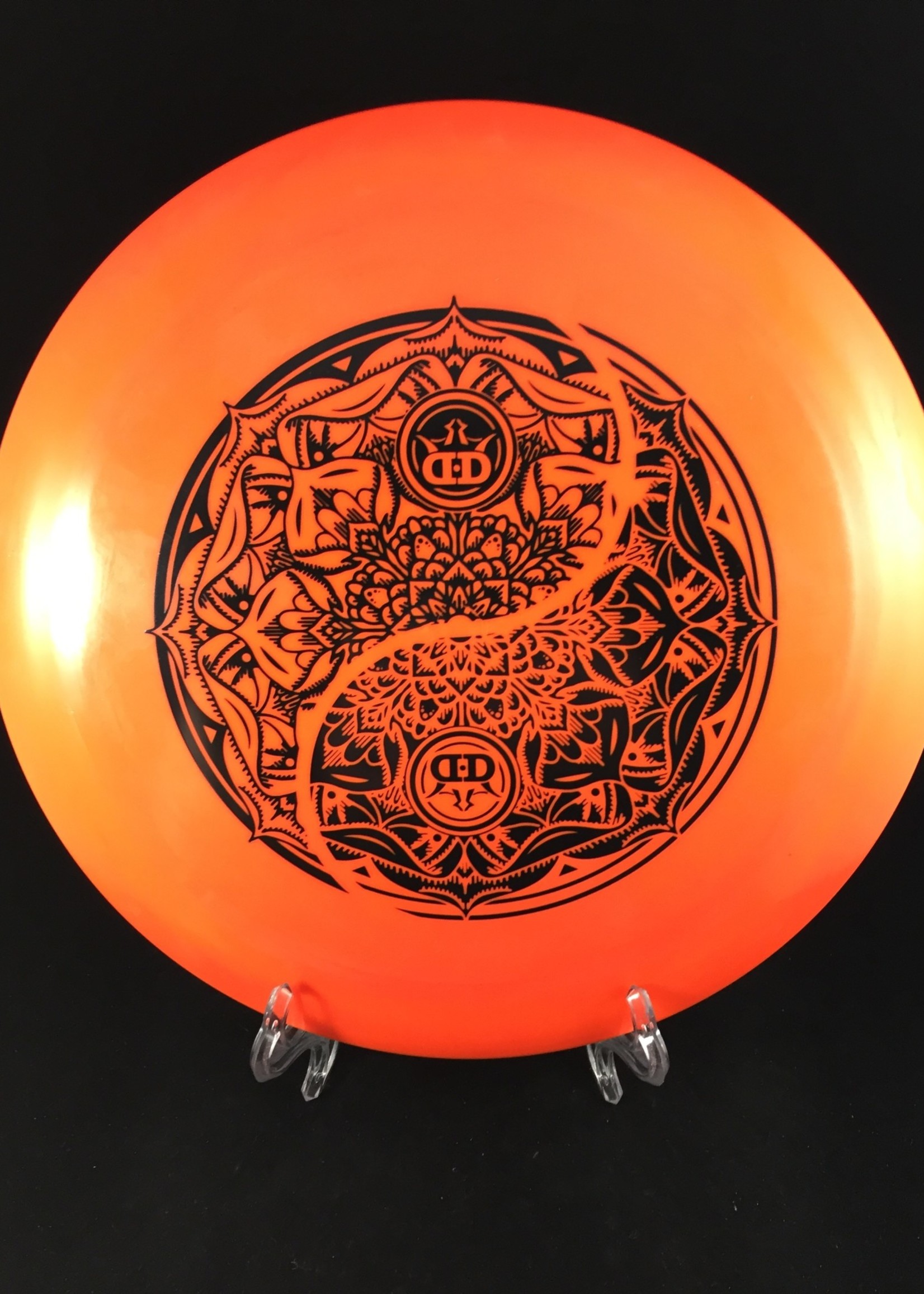 Dynamic Discs Fuzion Raider Yin Yang Stamp