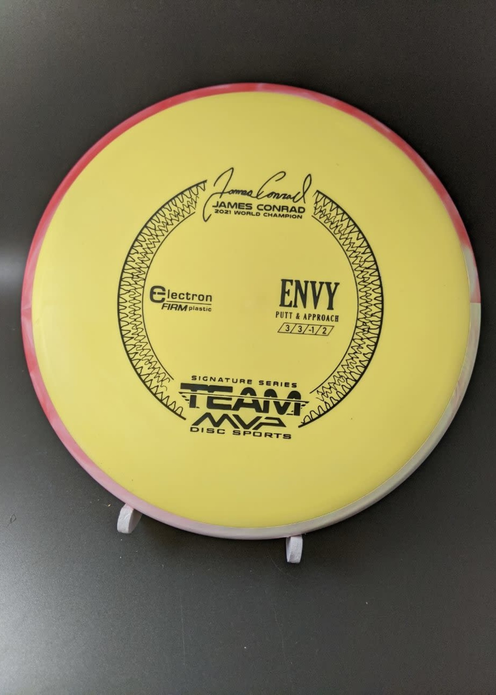 MVP Disc Sports Axiom Electron Firm Envy - Team MVP James Conrad (pg. 4)