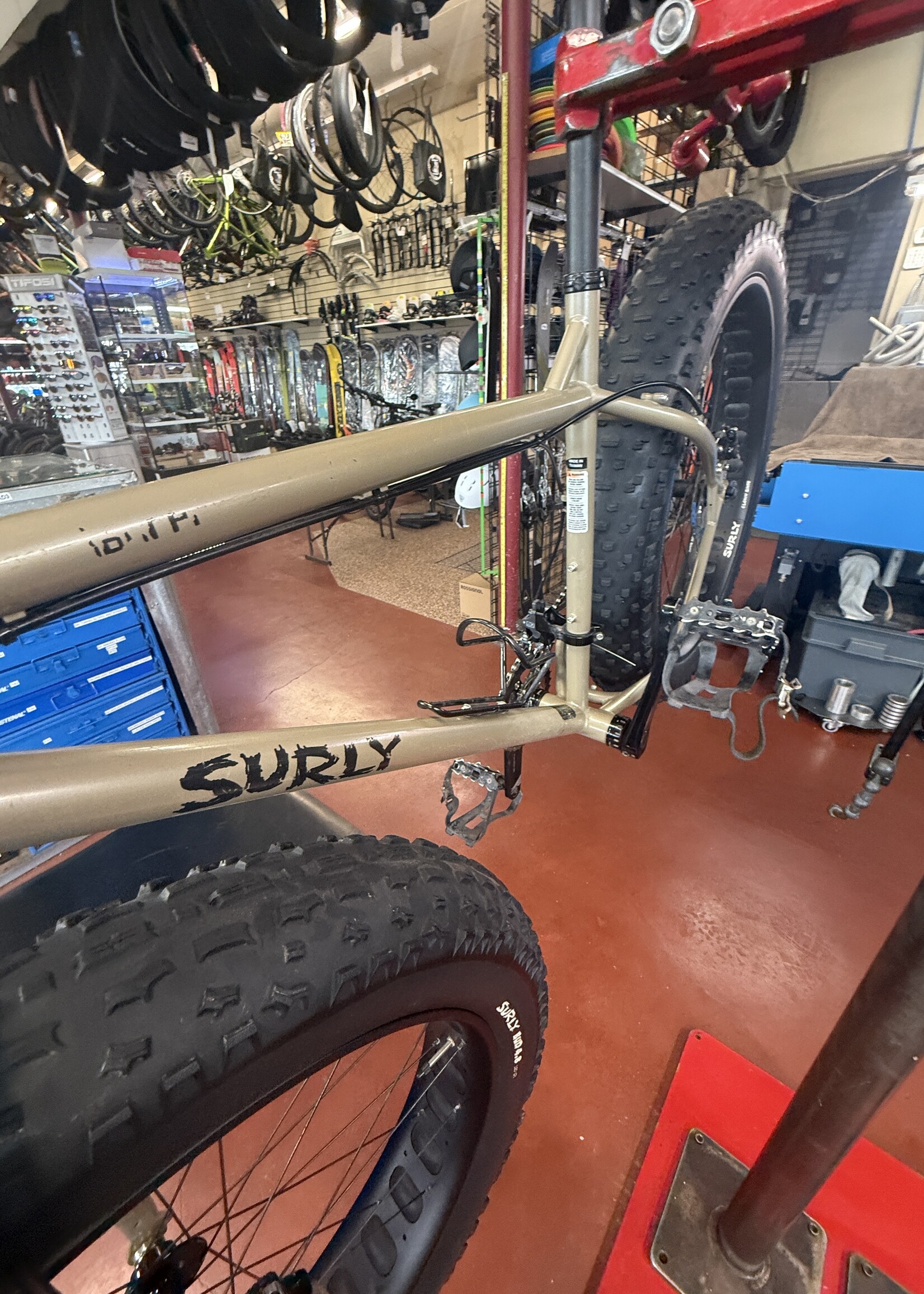 Reconditioned Surly Moonlander fat bike Large