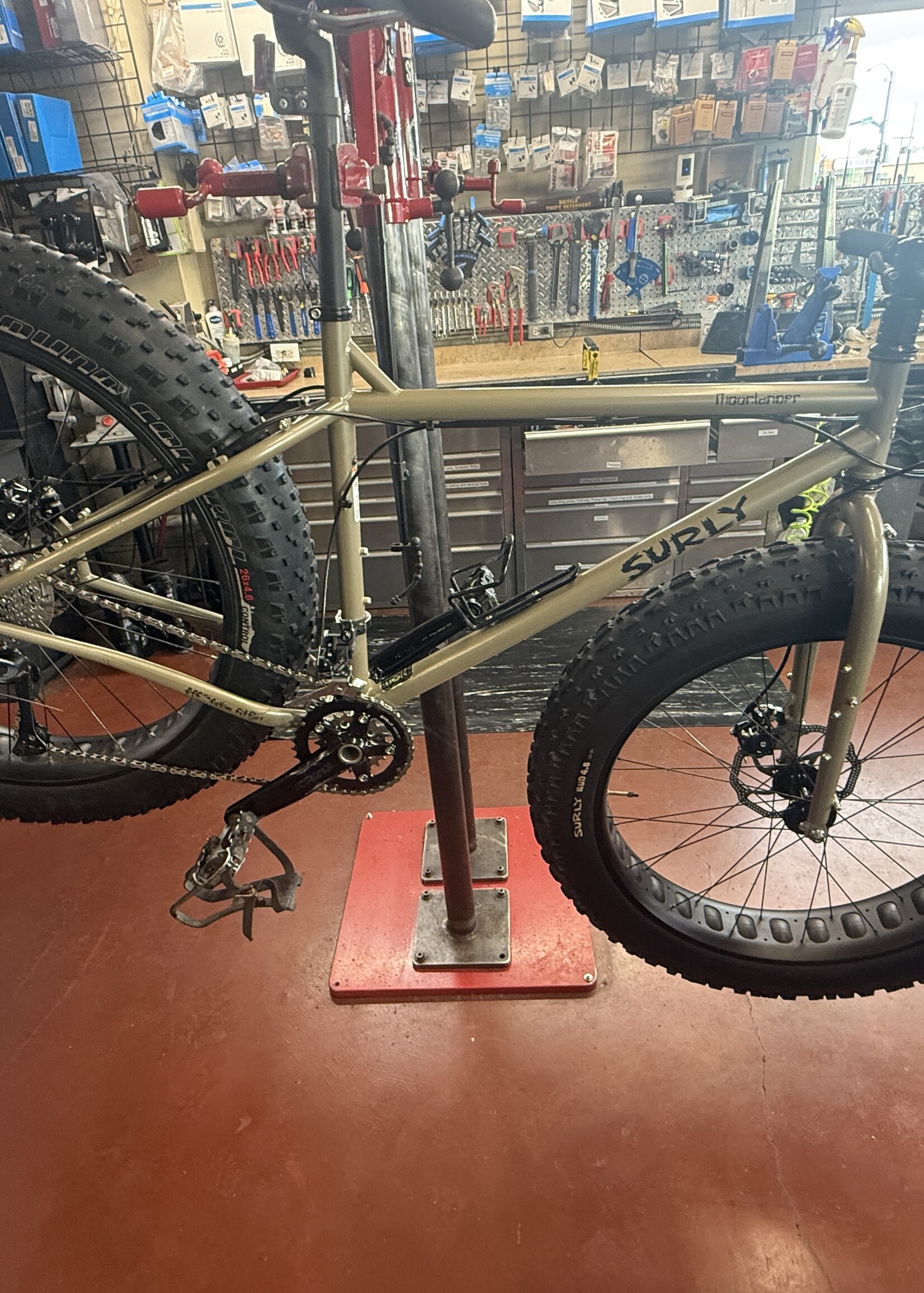 Reconditioned Surly Moonlander fat bike Large