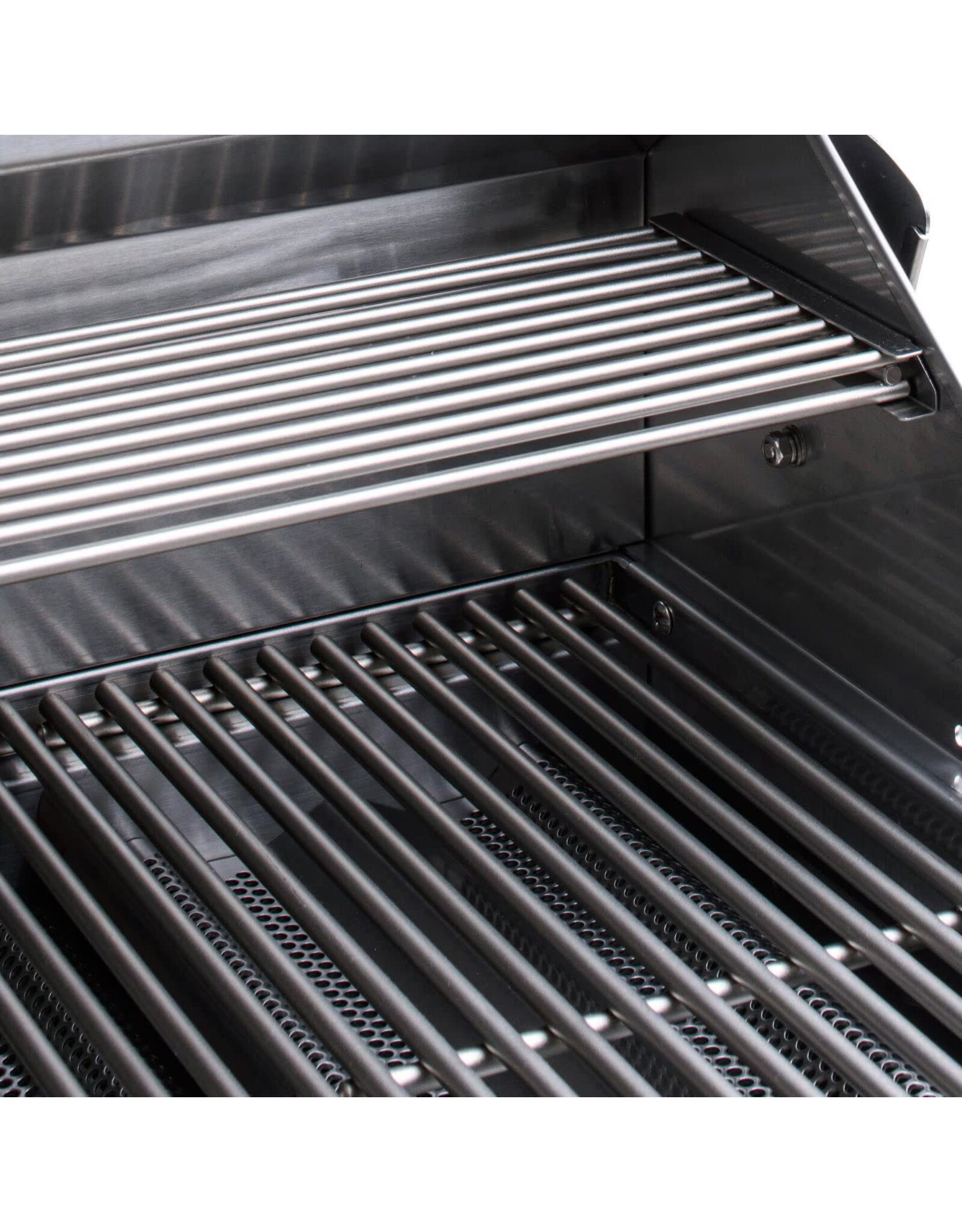 Blaze Outdoor Products Blaze LBM 25-Inch 3-Burner Built-In Natural Gas Grill - BLZ-3LBM-NG