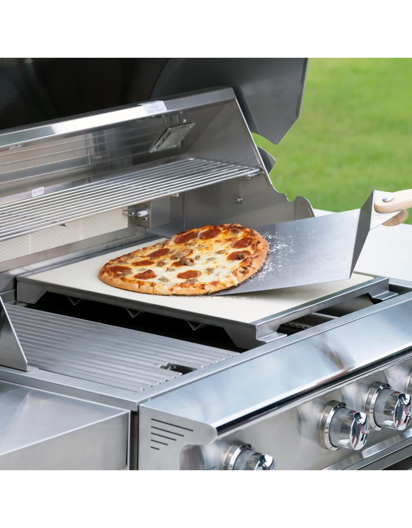 Blaze Outdoor Products Blaze Professional LUX 15-Inch Ceramic Pizza Stone With Stainless Steel Tray - BLZ-PRO-PZST-2