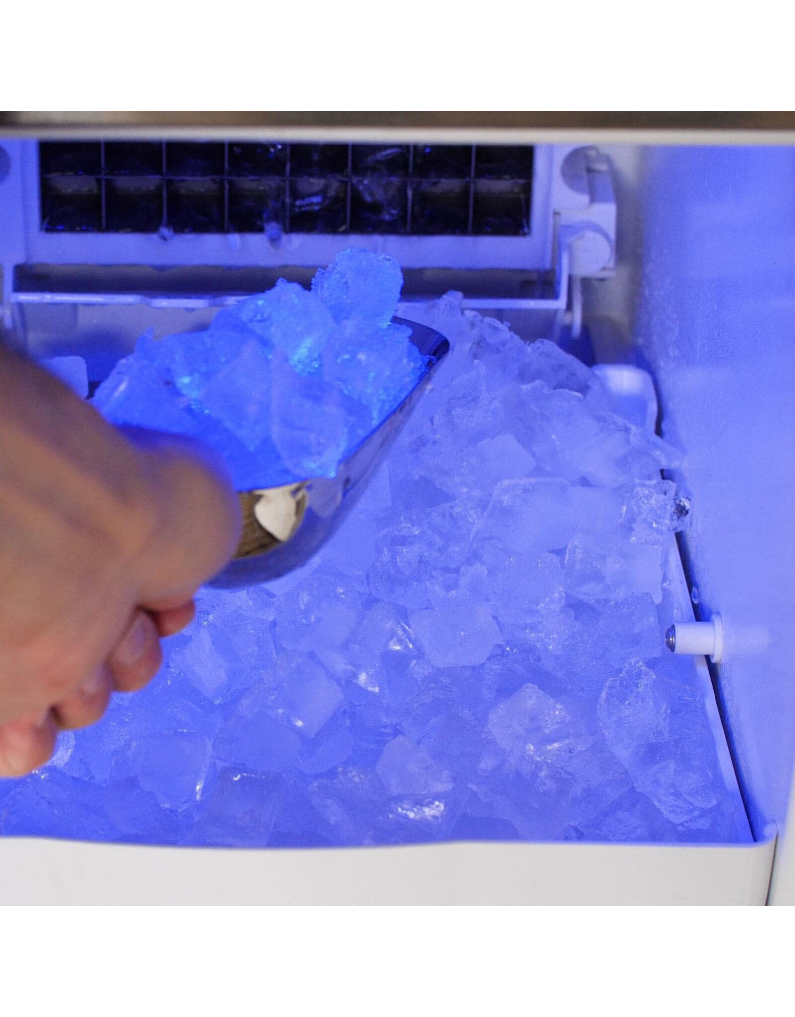 Blaze Outdoor Products Blaze 50 Lb. 15-Inch Outdoor Rated Ice Maker With Gravity Drain - BLZ-ICEMKR-50GR