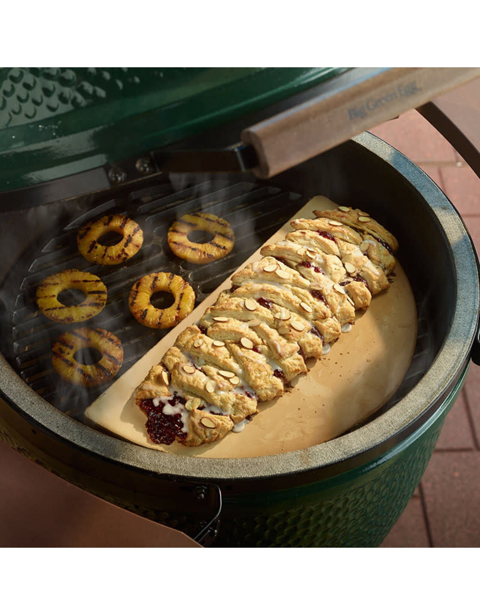 Big Green Egg Big Green Egg Half Moon convEGGtor for L - 121035