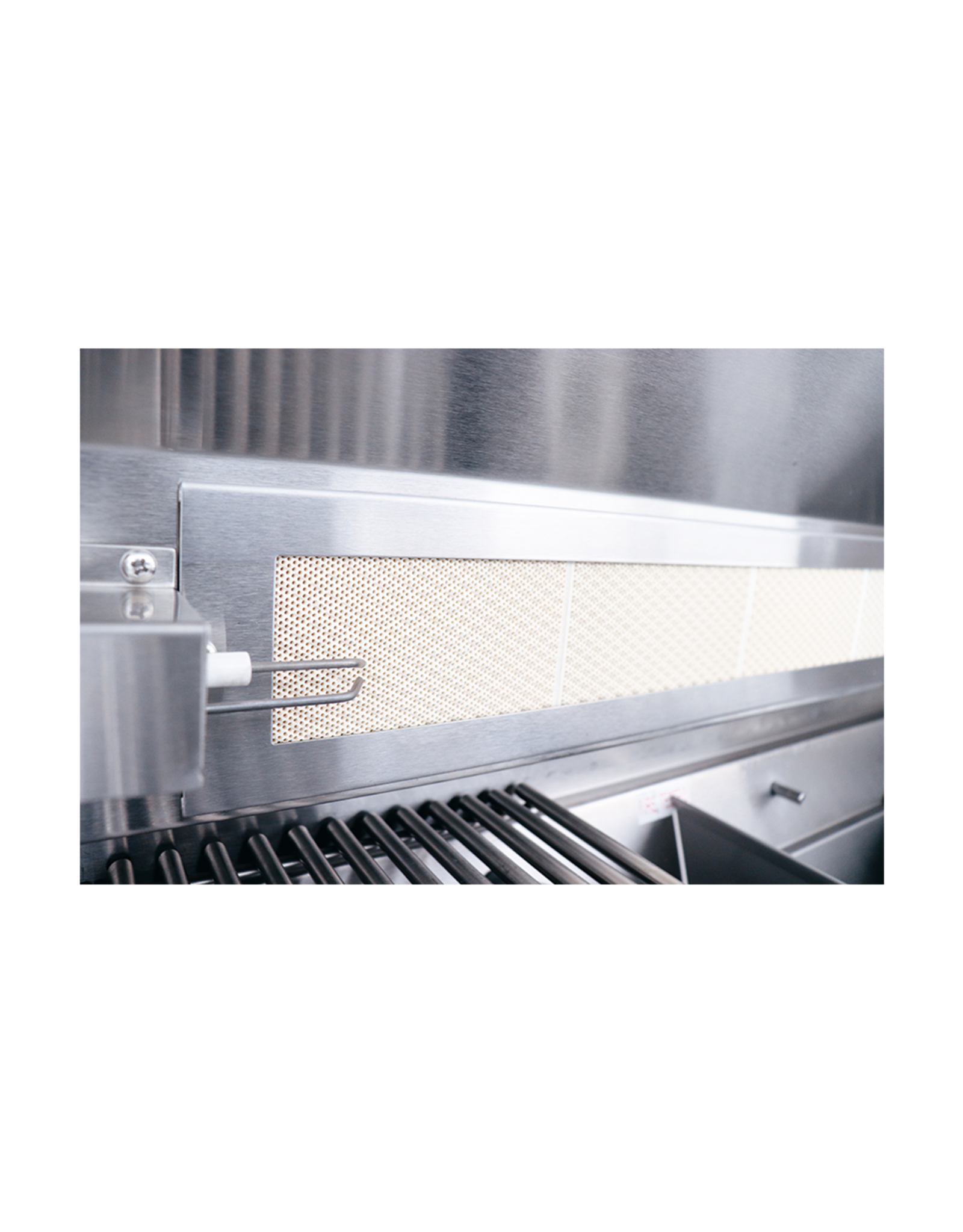 Renaissance Cooking Systems Renaissance 30" Cutlass Pro Grill W/ Rear Burner, Briquette Trays & Blue LEDs - RON30B