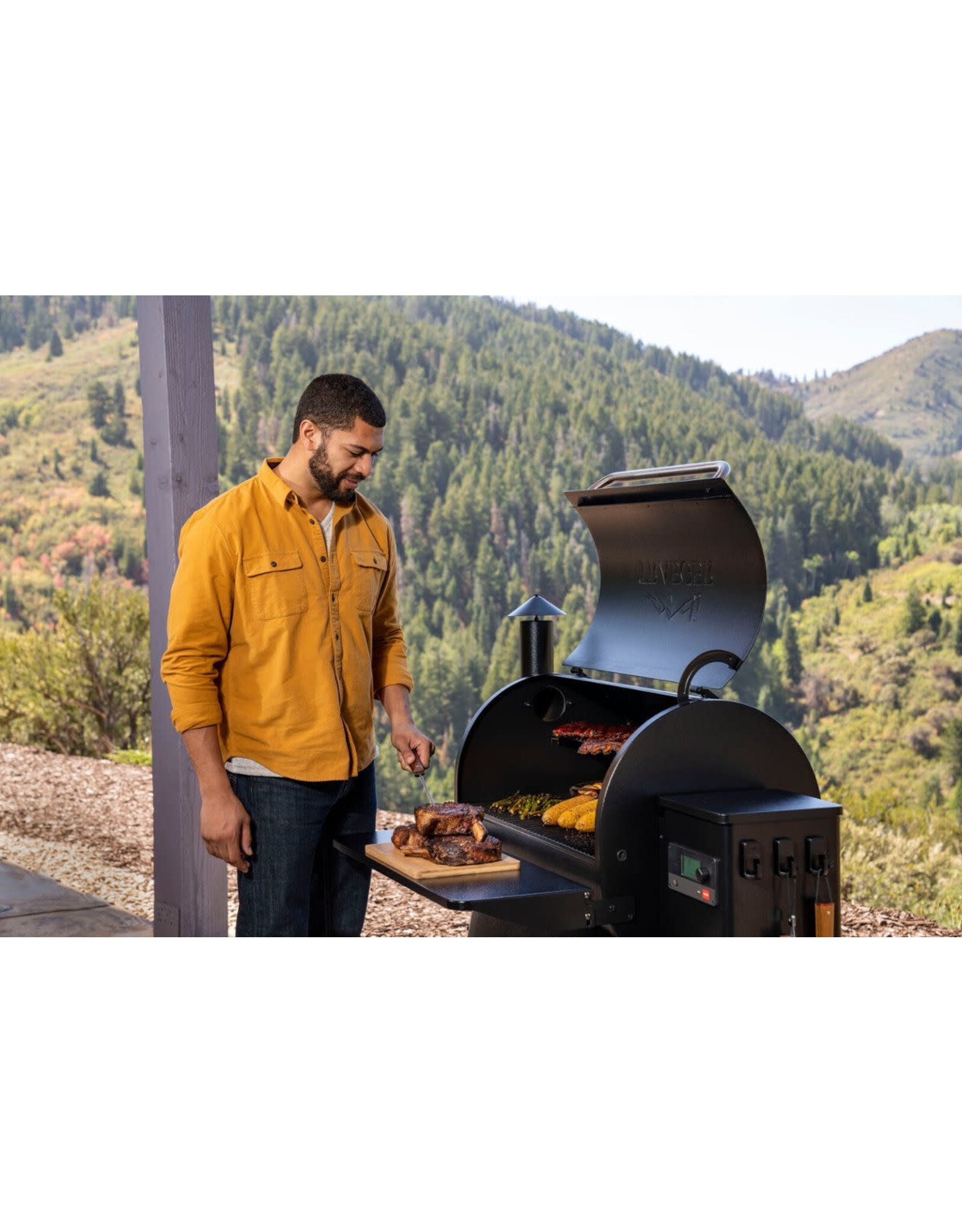 Traeger Traeger Pro 780 Wi-Fi Controlled Wood Pellet Grill W/ WiFIRE - BLACK - TFB78GLE