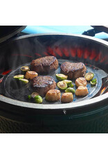 Big Green Egg Big Green Egg Cast Iron Dual Side Plancha Griddle 14 in / 36 cm (2XL, XL, L) - 117656