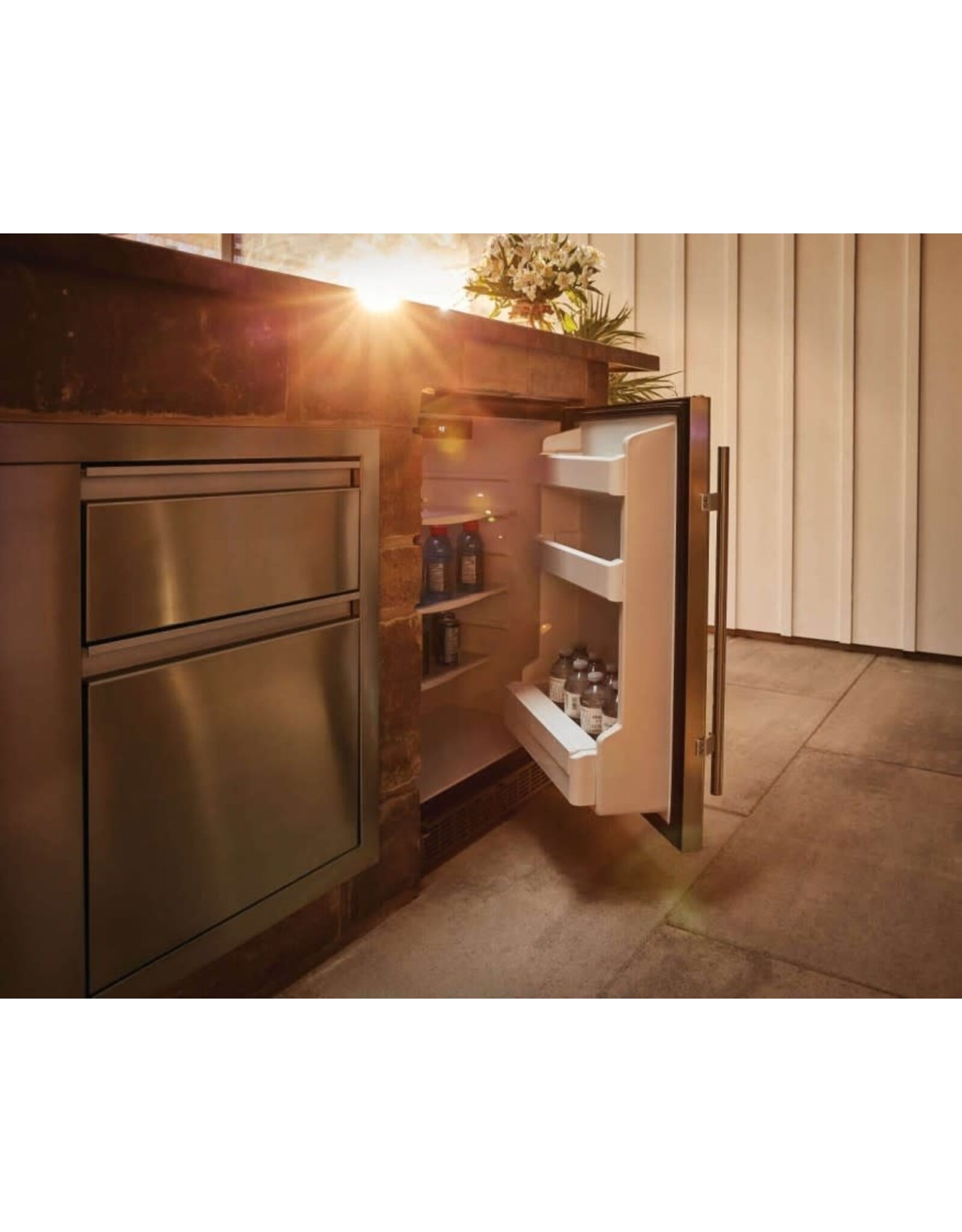 Napoleon Napoleon Outdoor Rated Stainless Steel Fridge - NFR055OUSS
