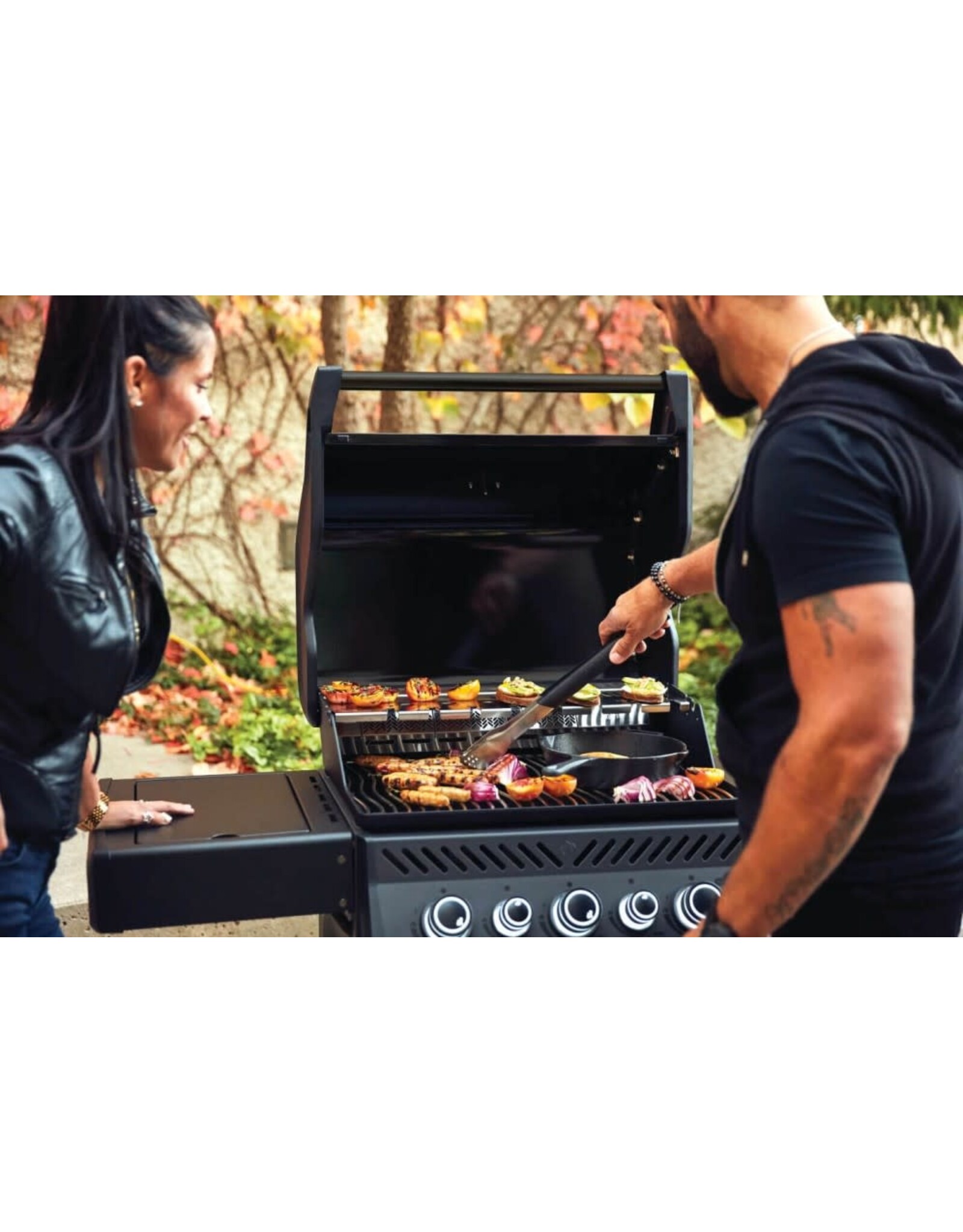 Napoleon PHANTOM Rogue® SE 425 Gas Grill with Infrared Side and Rear Burner - Propane - RSE425RSIBPK-1-PHM