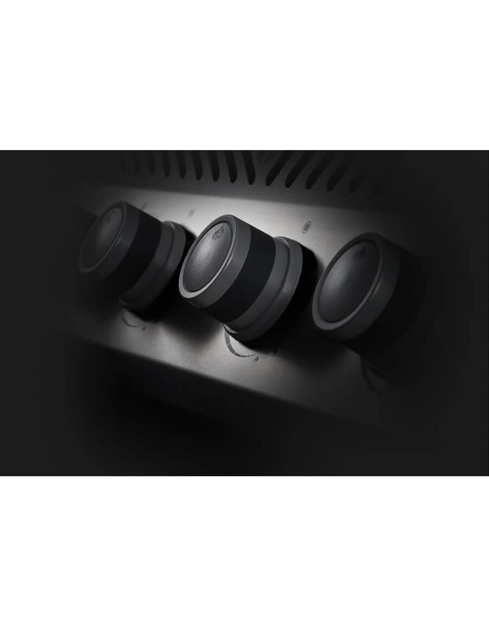 Napoleon Napoleon Rogue XT 525 SIB Natural Gas Grill with Infrared Side Burner - Stainless Steel - RXT525SIBNSS-1