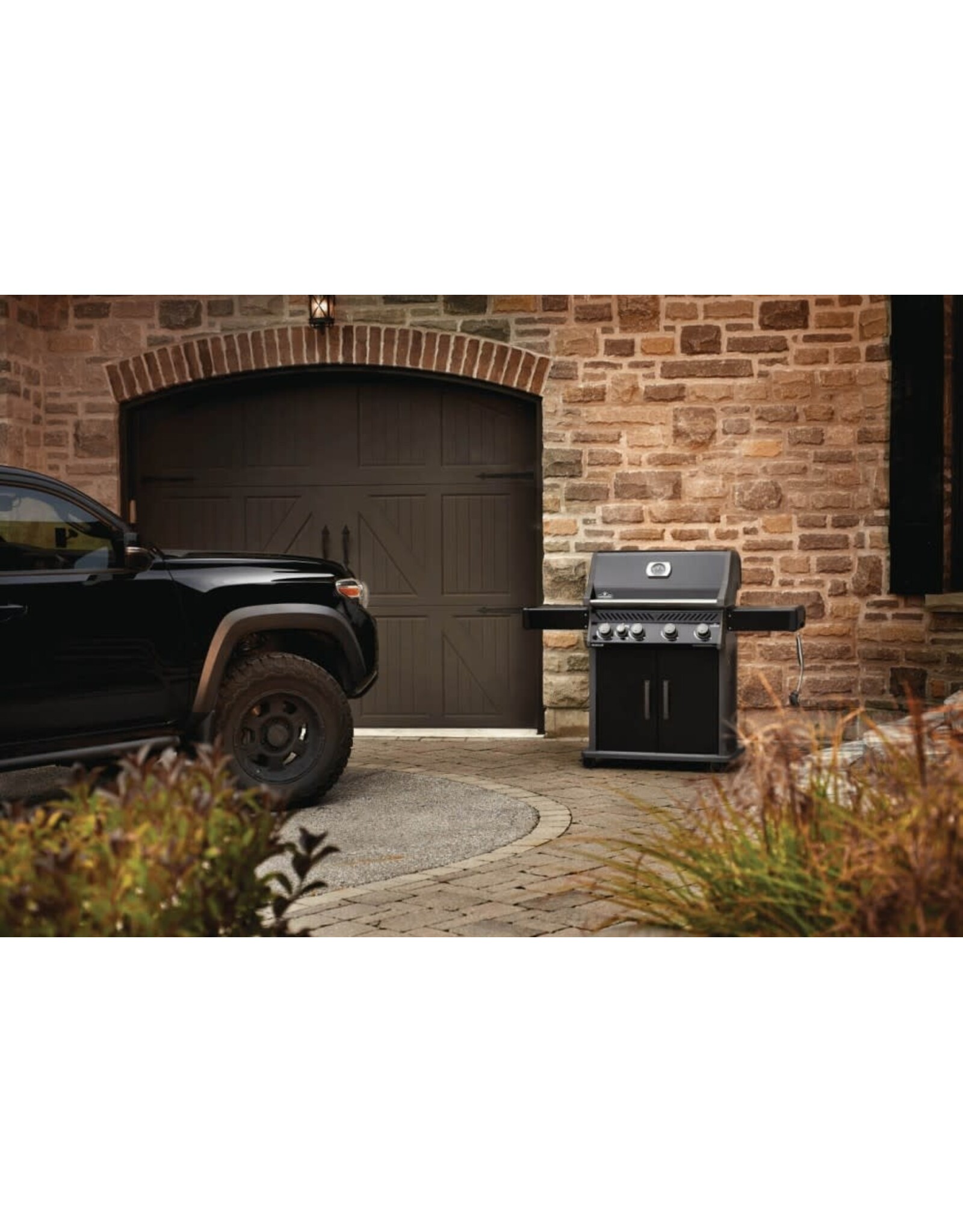 Napoleon Napoleon Rogue XT 525 SIB Propane Gas Grill with Infrared Side Burner - Black - RXT525SIBPK-1