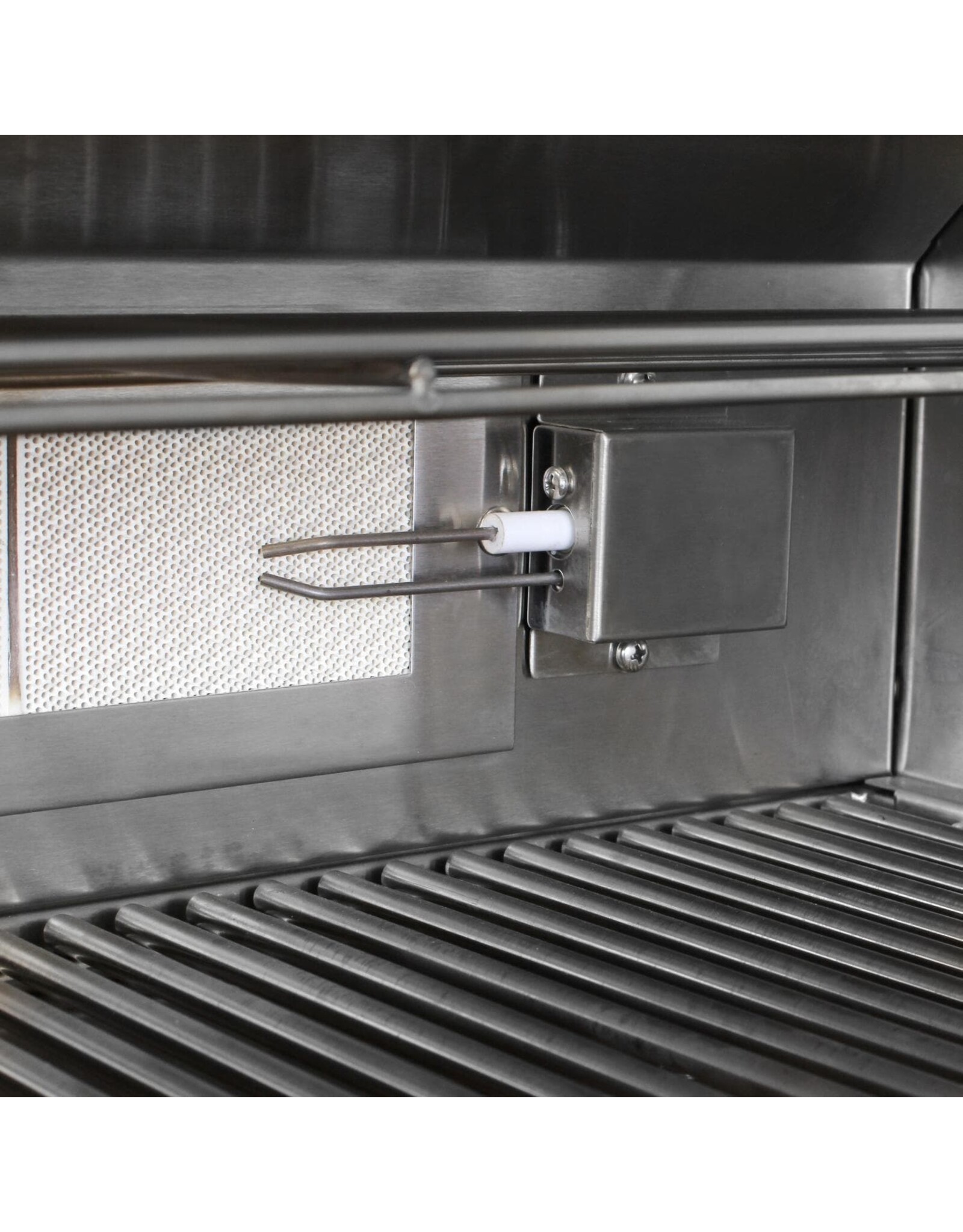 Renaissance Cooking Systems Renaissance 40" Premier Grill W/ Rear Burner & Blue LEDs - RJC40AL