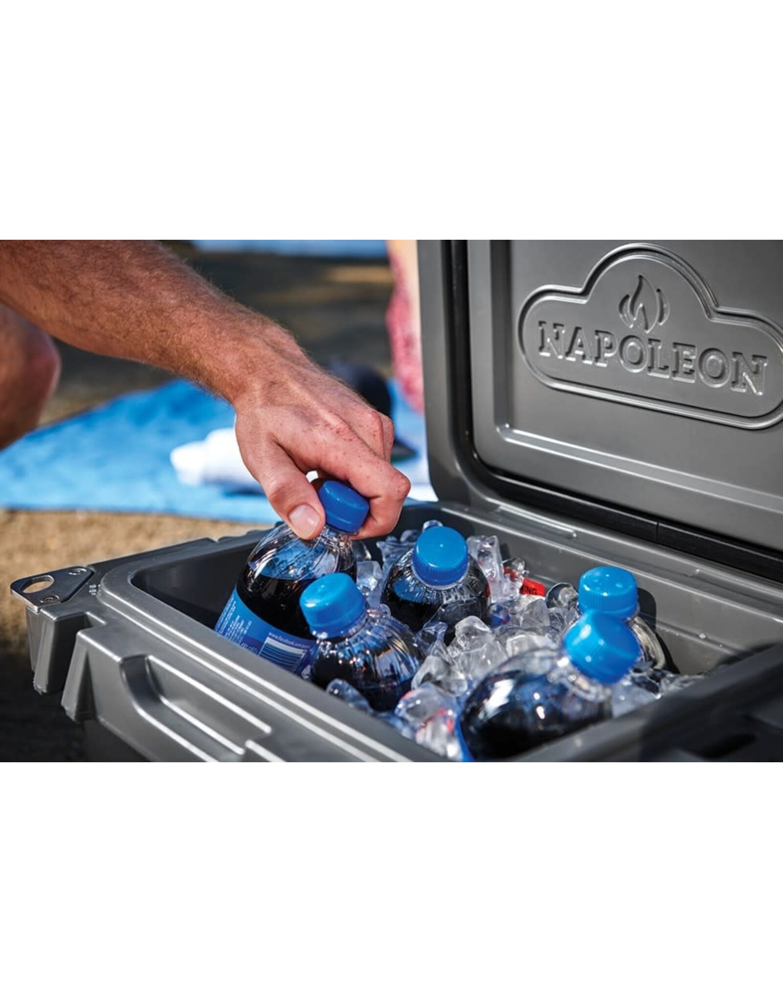 Napoleon Napoleon Cooler Box, W/ Bottle Opener 15L - 55220
