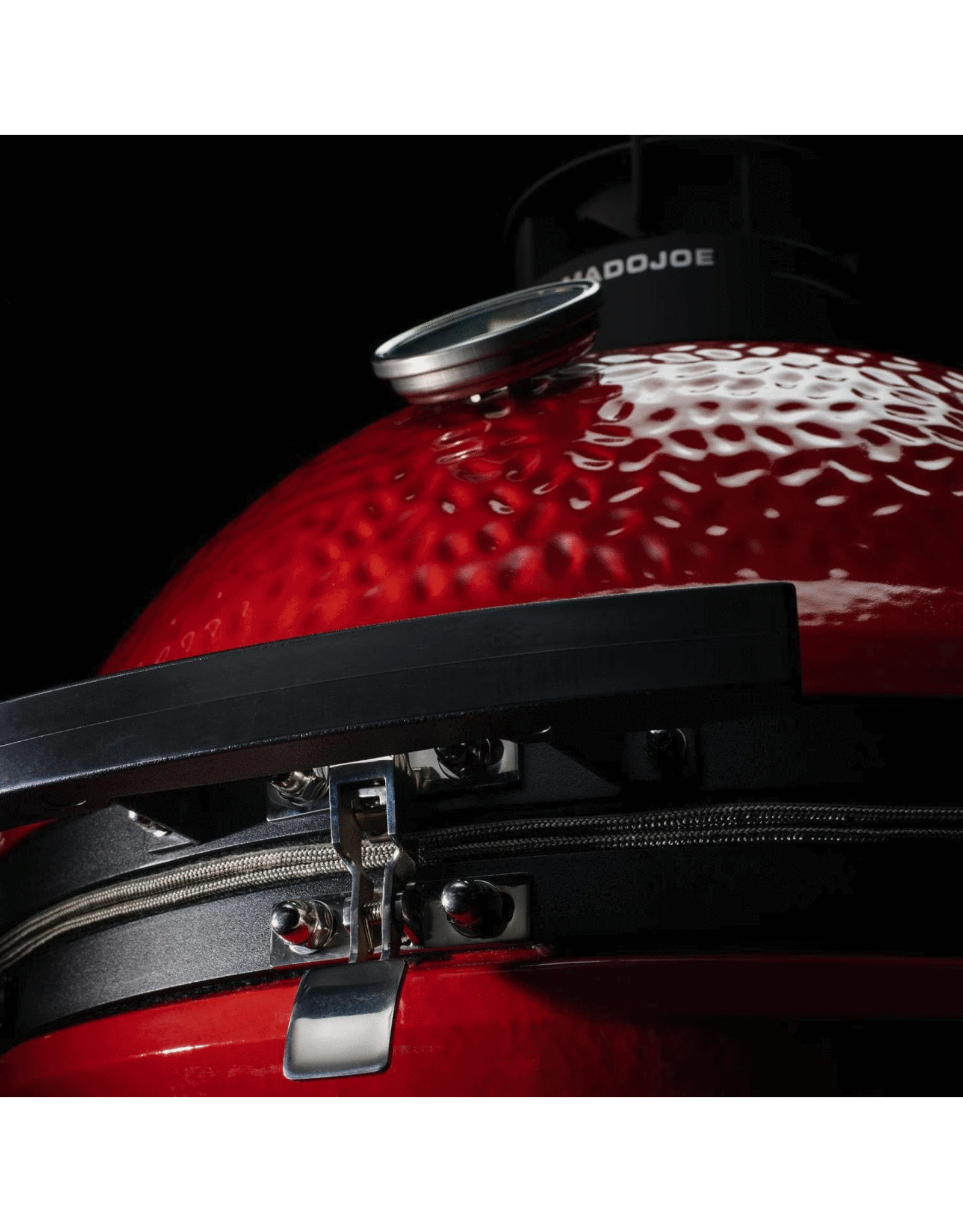 Kamado Joe Kamado Joe Classic Joe III w/ Hyperbolic Insert, Heat Def, D&C, Tools - KJ15040721