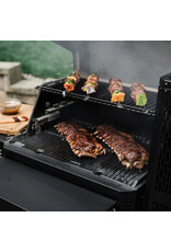 Masterbuilt Masterbuilt Gravity Series™ 600 Digital Charcoal Grill + Smoker  - MB20041023