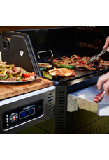 Masterbuilt Masterbuilt Gravity Series™ 800 Digital Charcoal Griddle + Grill + Smoker   - MB20040221