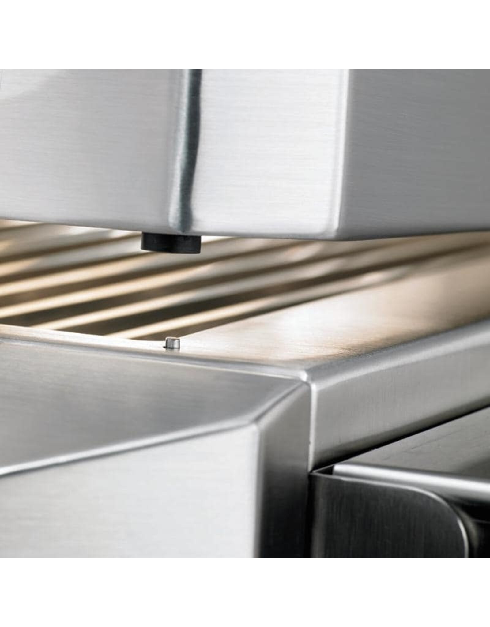Twin Eagles Twin Eagles 42-Inch 3-Burner Built-In Grill - Propane - TEBQ42G-CL