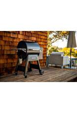 Traeger Traeger Ironwood 650 Wi-Fi Controlled Wood Pellet Grill W/ WiFIRE & Pellet Sensor - TFB65BLF