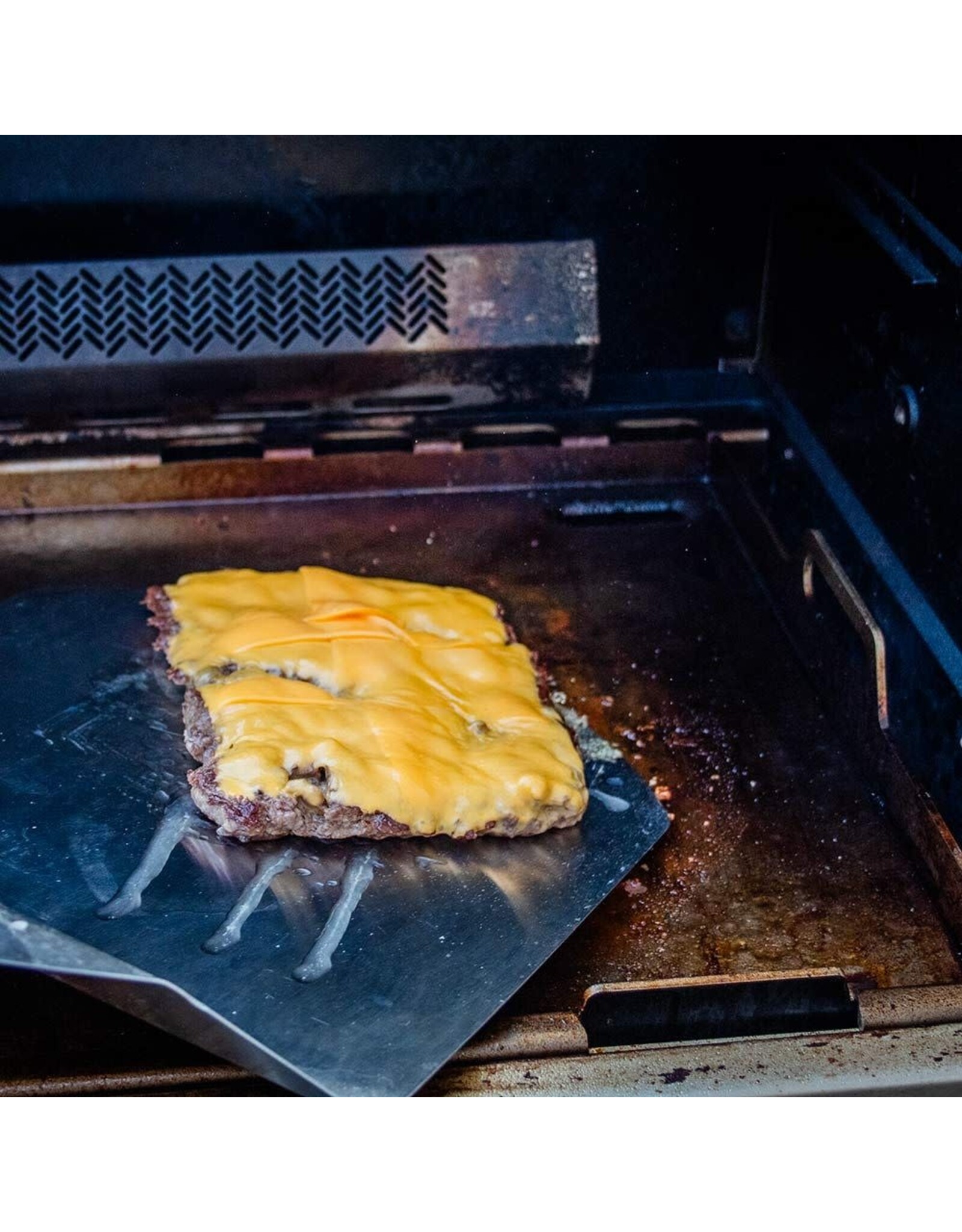 Napoleon Napoleon Full Size Griddle Insert For Rogue 525 - 56094