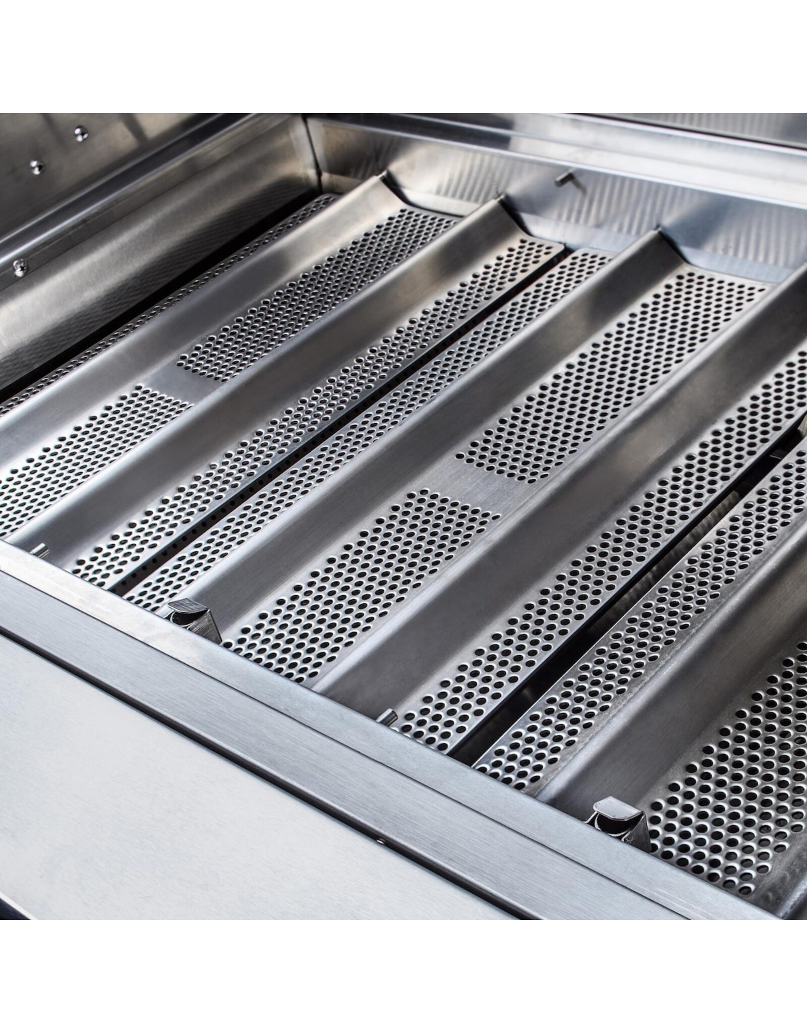 Blaze Outdoor Products 3 Burner Blaze Pro Grill LP GAS - BLZ-3PRO-LP