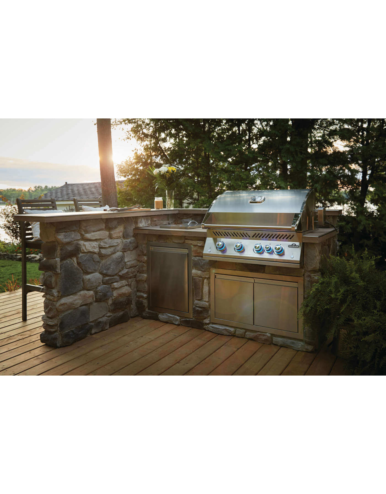 Napoleon Napoleon Built-In 700 Series 32" with Infrared Rear Burner Natural Gas, Stainless Steel - BIG32RBNSS-1