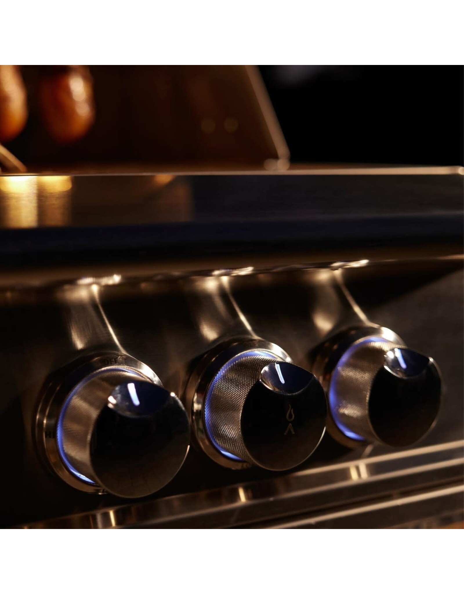 Blaze Outdoor Products Blaze Freestanding LTE PRO 40-Inch 5-Burner Natural Gas Grill w/ Digital Temperature Screen & Rear Infrared Burner - BLZ-5LTEPRO-NG + BLZ-5LTEPRO-CART-LTSC