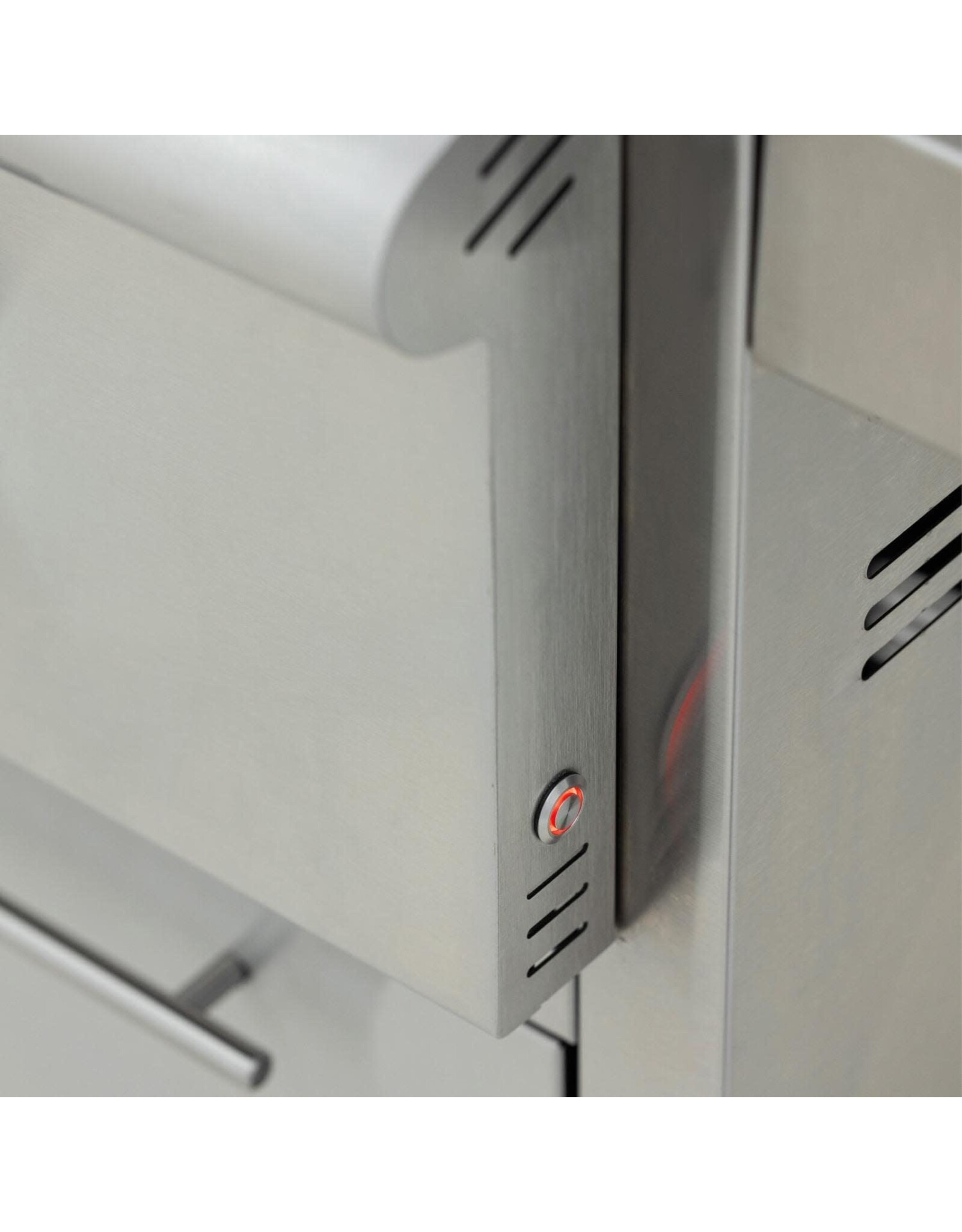 Blaze Outdoor Products Blaze LTE+ 30-Inch Built-in Propane Gas Griddle w/ Lift-Assist Hood - BLZ-GRIDDLE-LTE3-LP