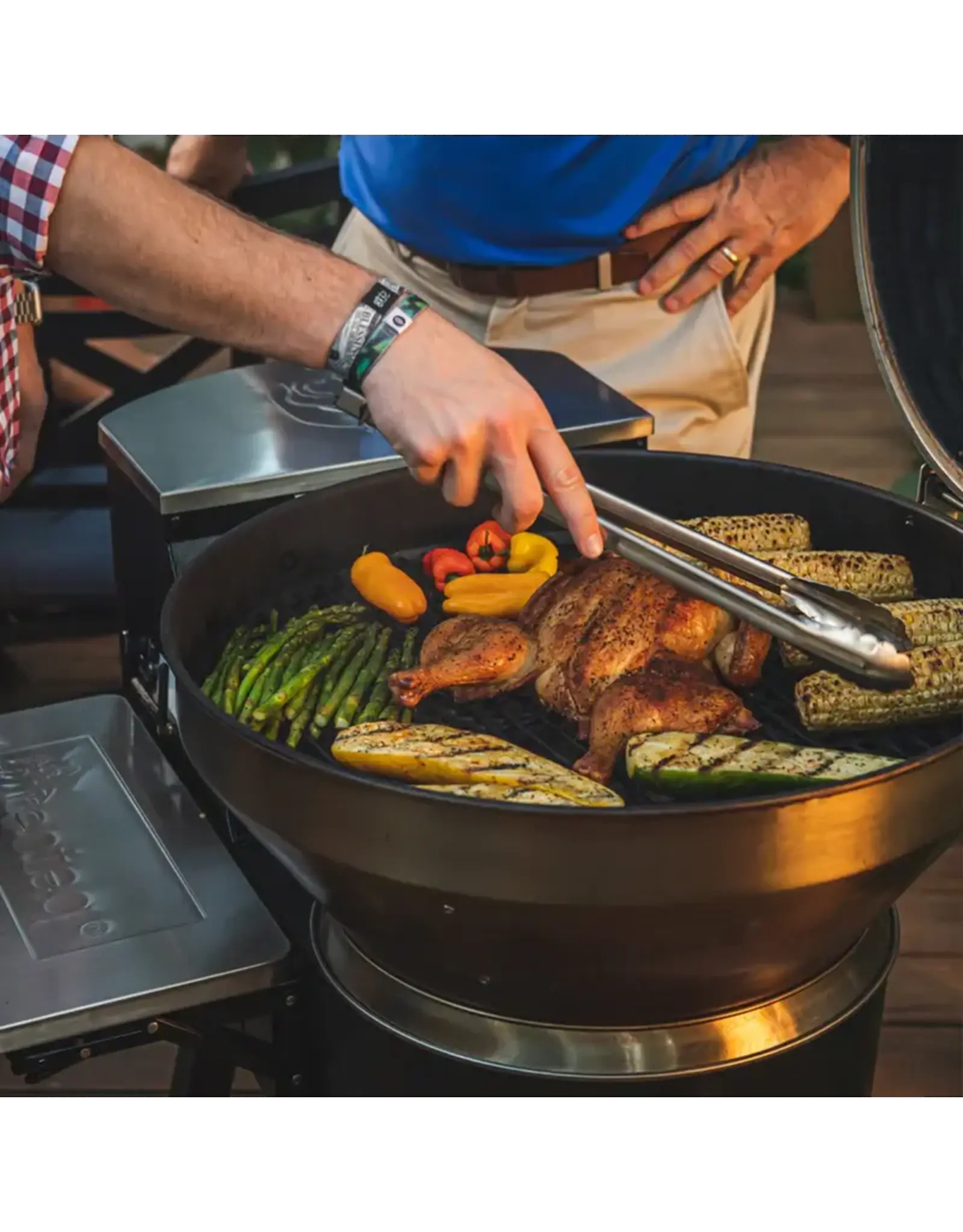 Recteq Recteq B380X Bullseye Deluxe 380 Wood Pellet WiFi Grill and Smoker Black/Silver - RT-B380X