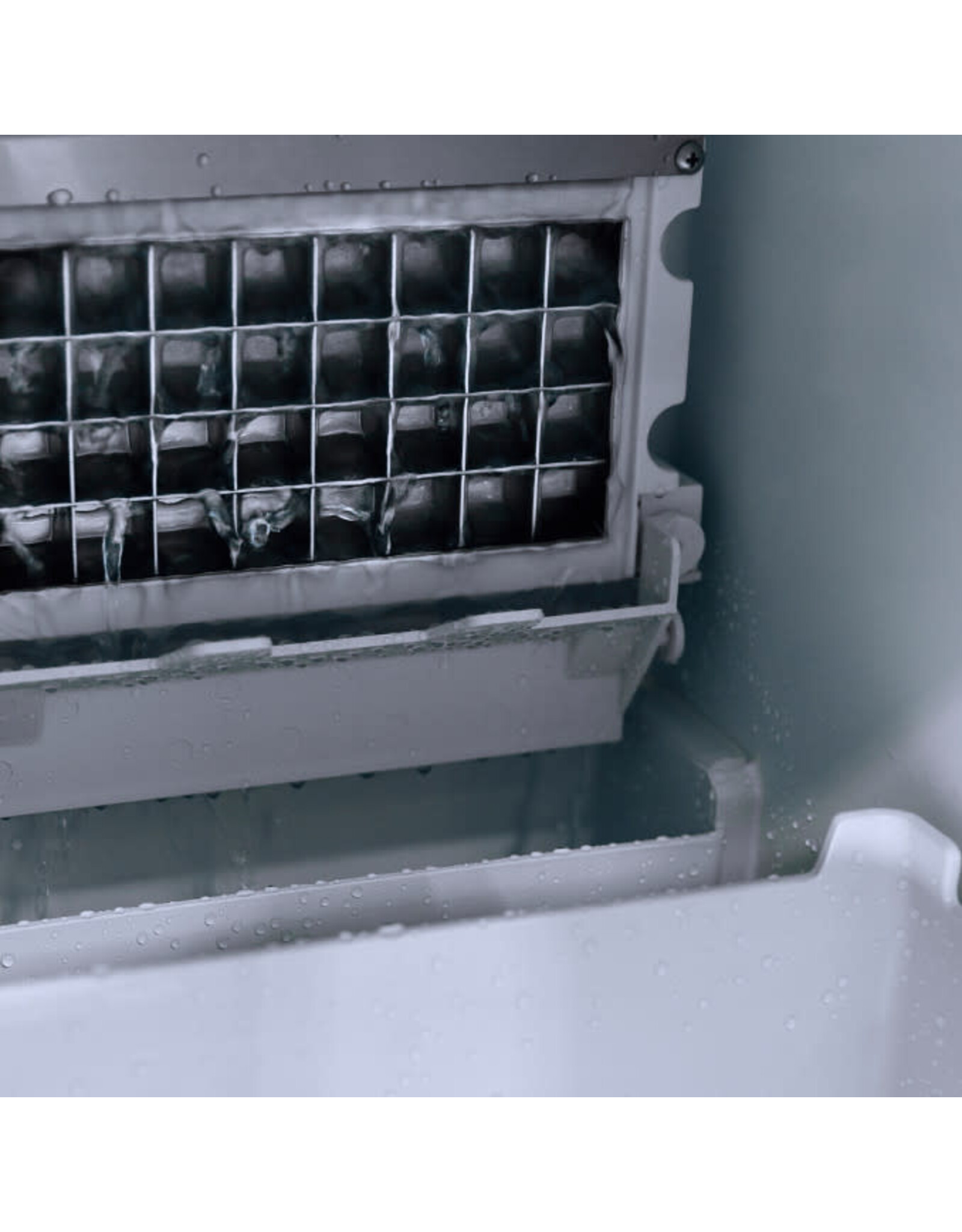 TrueFlame TrueFlame 15" UL Outdoor Rated Ice Maker w/Stainless Door - 50 lb. Capacity - TF-IM-15