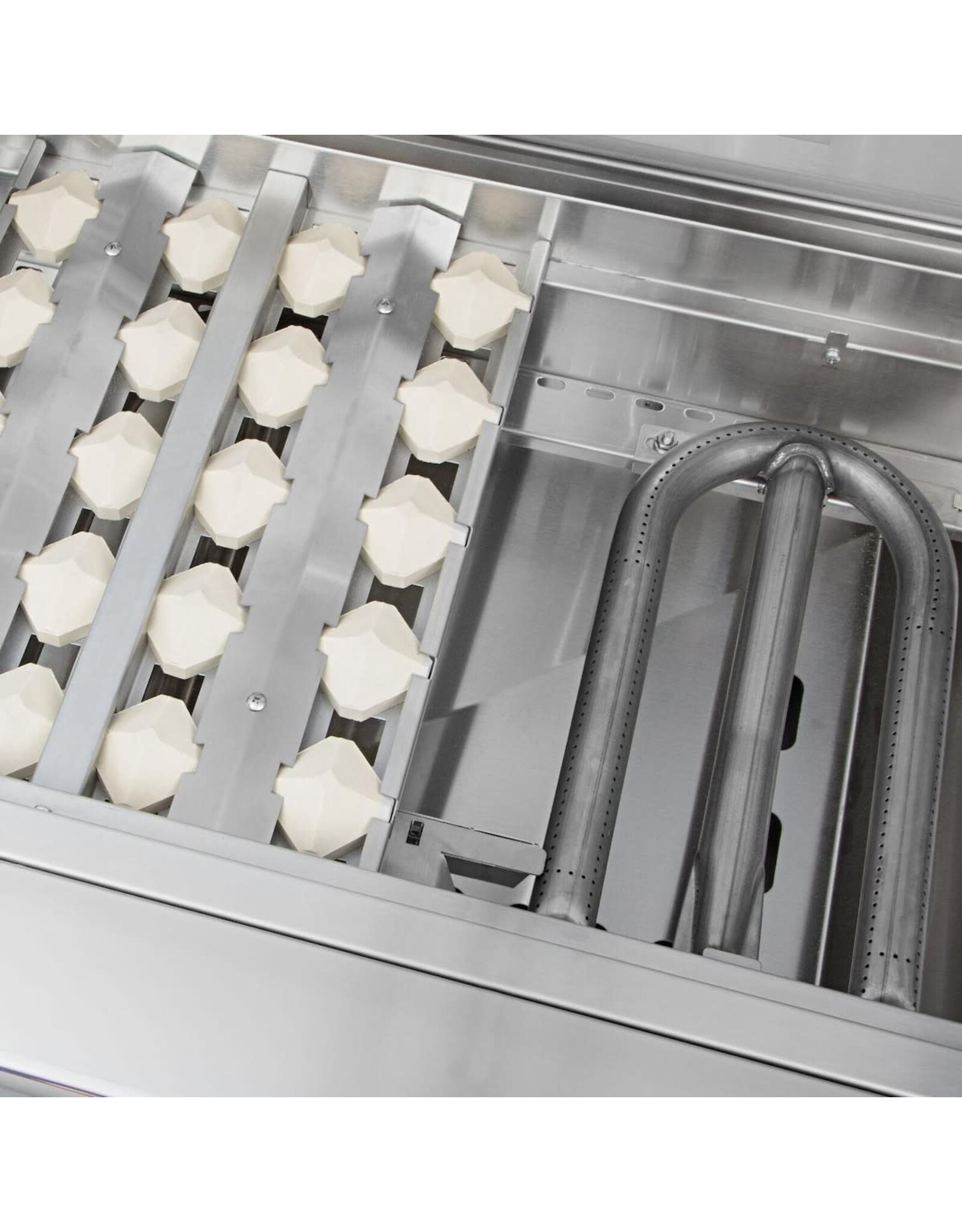 Delta Heat Delta Heat 38-Inch 3-Burner Built-In Propane Gas Grill - DHBQ38G-DL