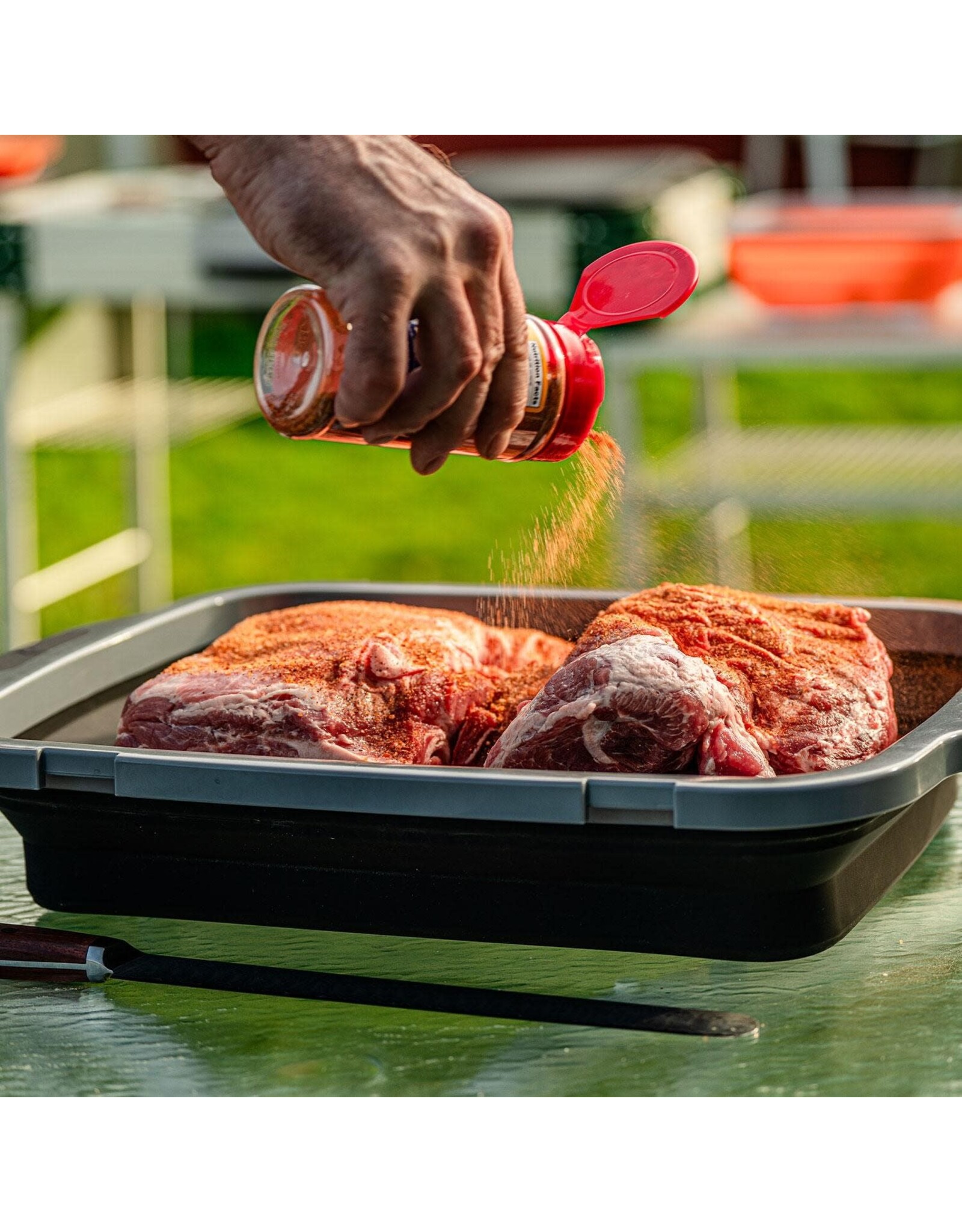 Drip EZ Drip EZ BBQ Prep Tub w/ Locking Lid - Black/Grey - TUBV2-XL-1-BL