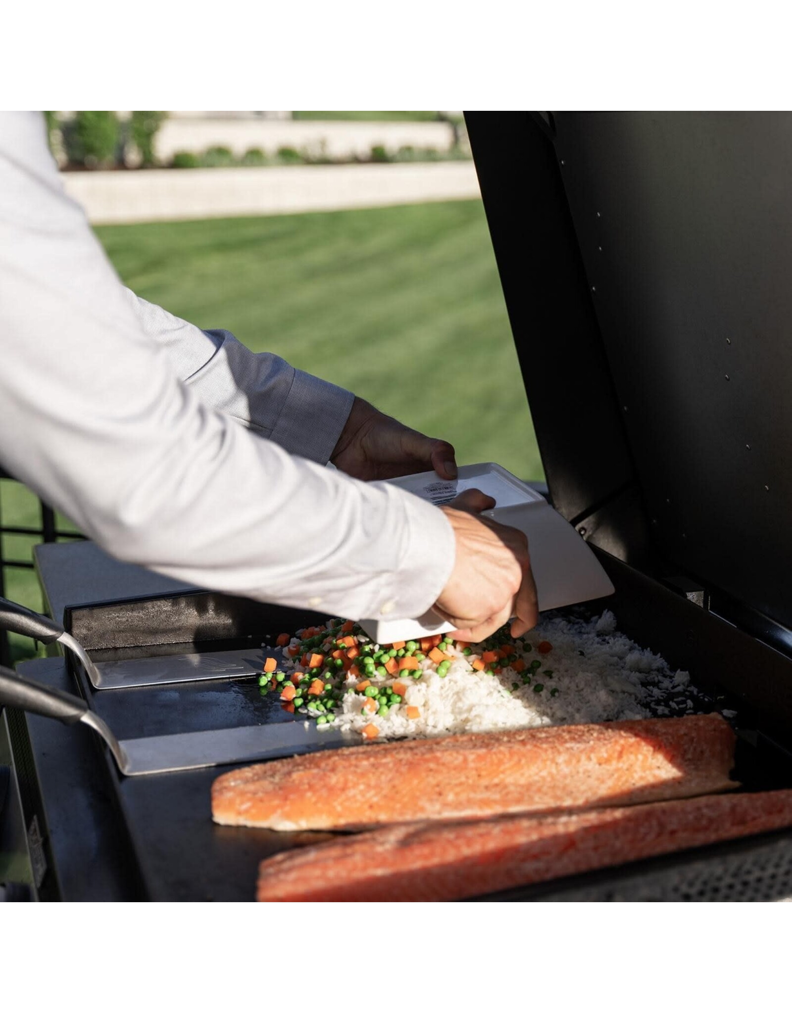 Blackstone Blackstone Griddle 28" Deep Kitchen S/S w/Hood - 6128