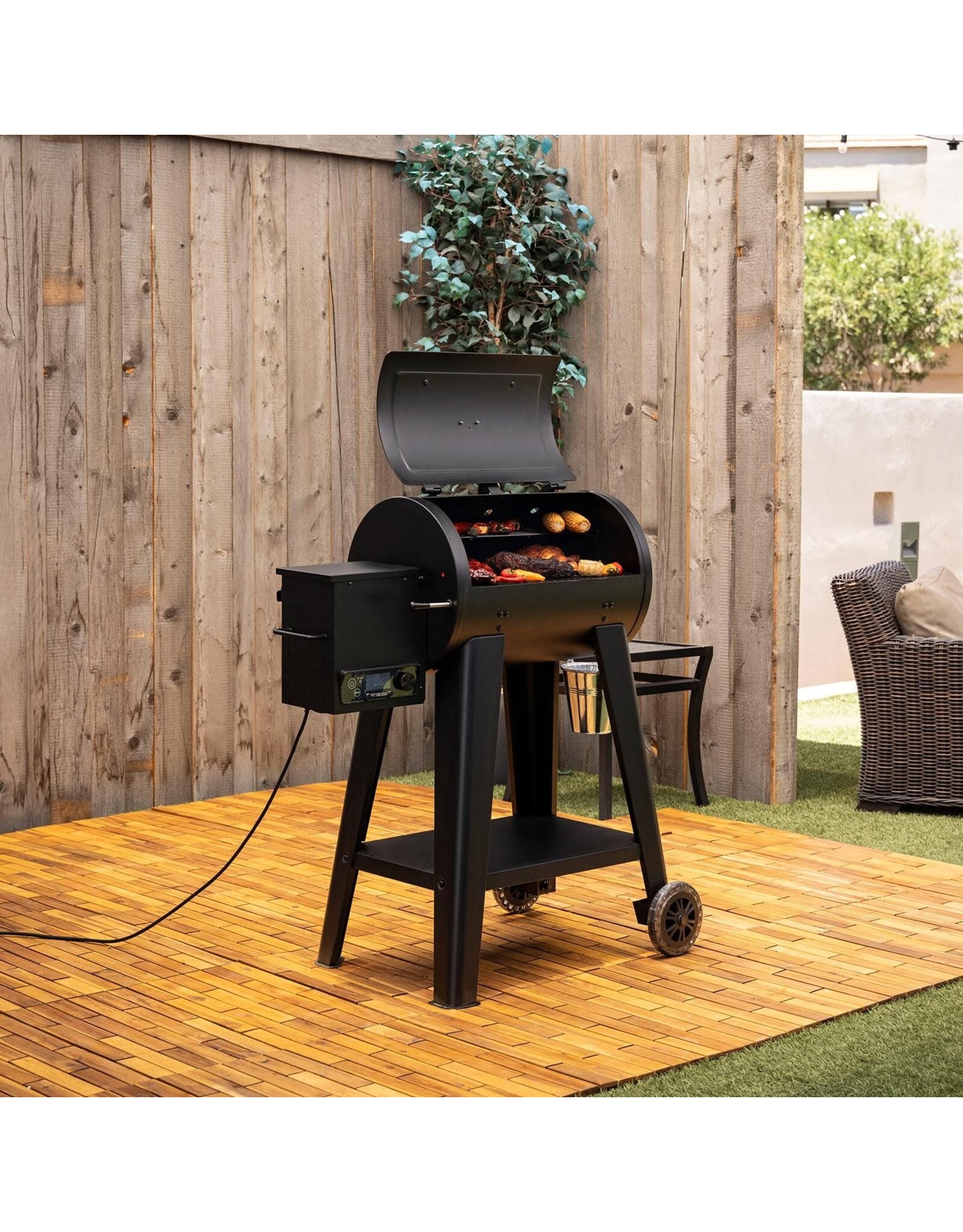 Pit Boss Pit Boss 500FB2 Pellet Grill - Matte Black - 11086