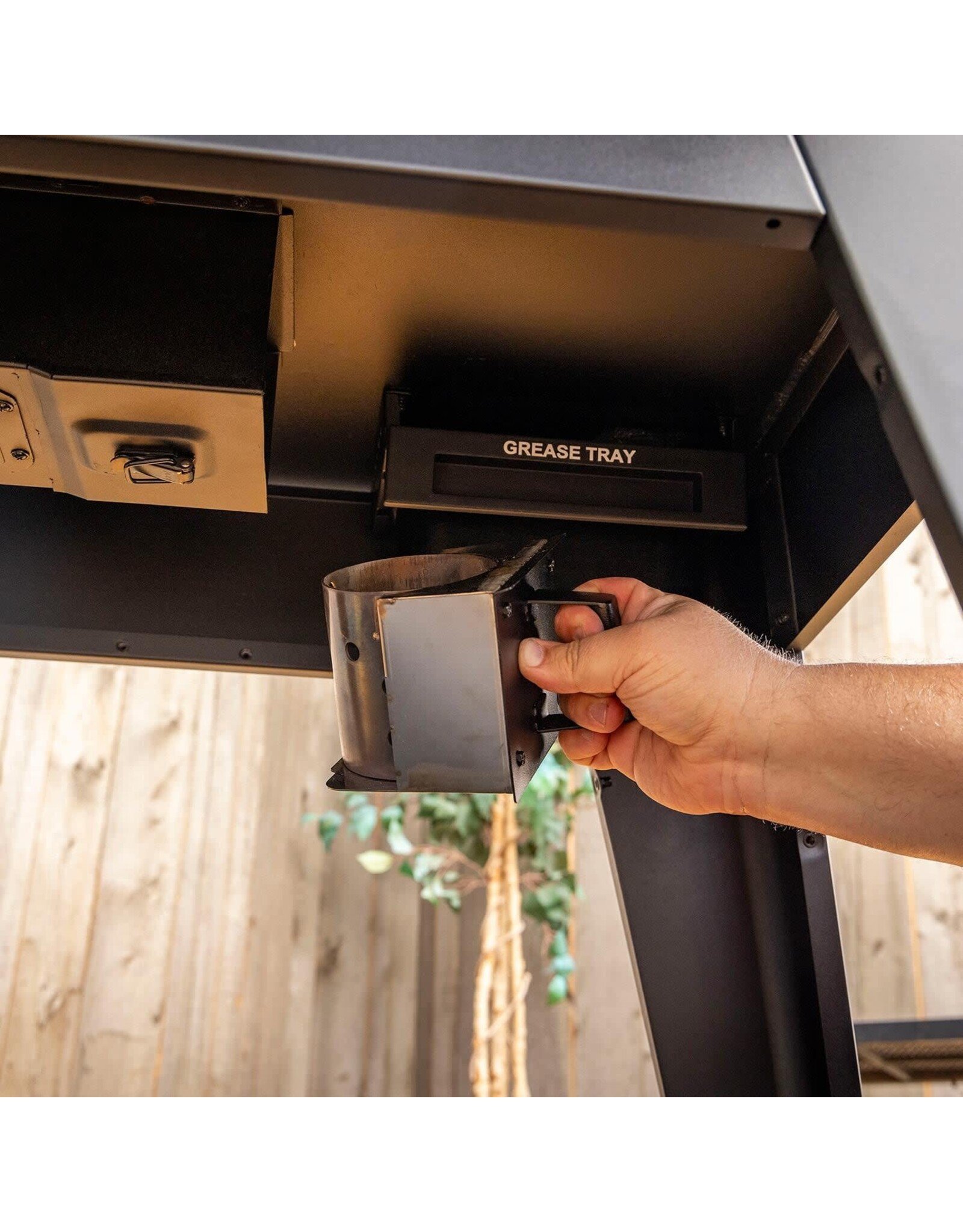 Pit Boss Pit Boss Navigator 1300 Connected Pellet Grill - 11112