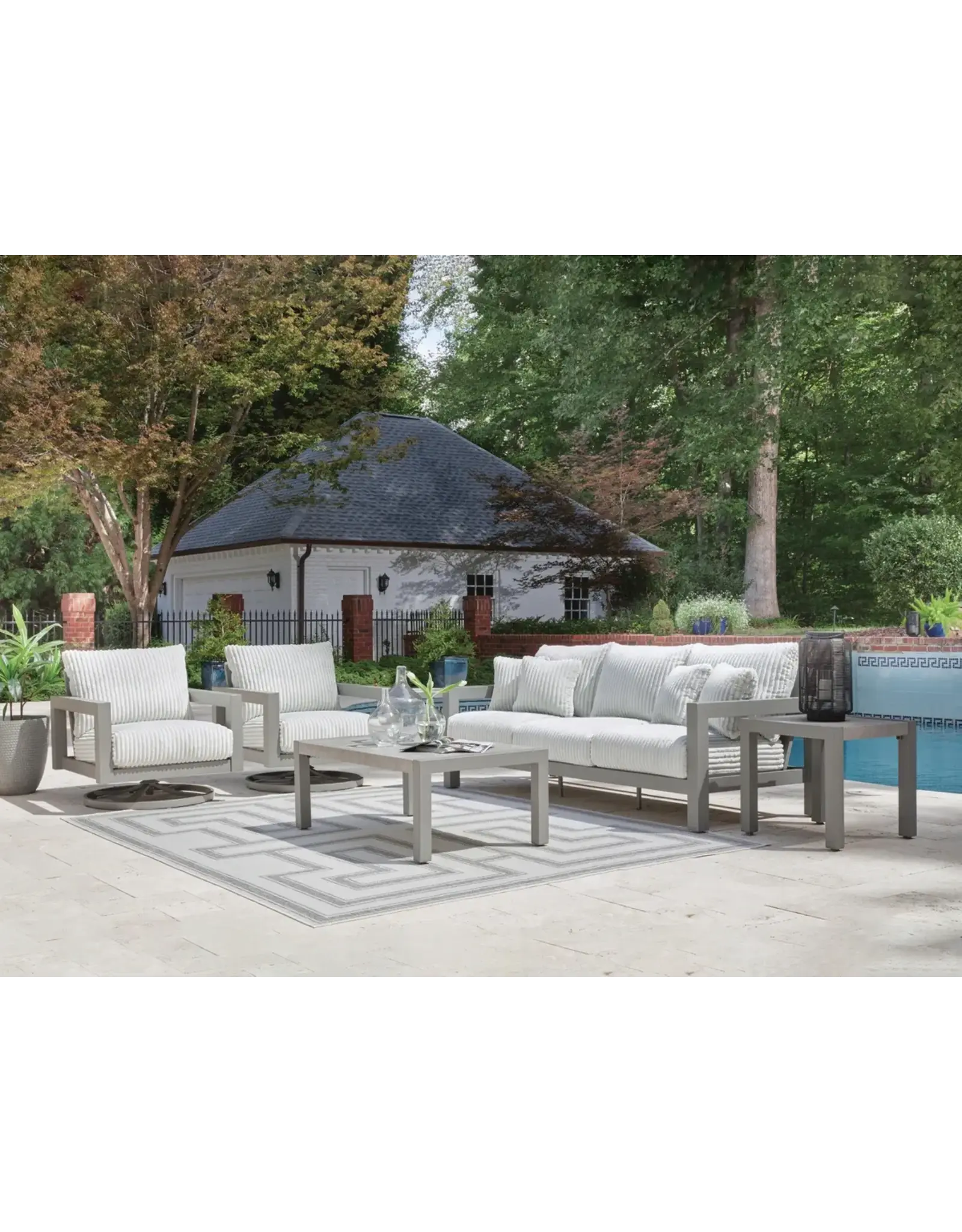 Ashley Furniture Ashley Furniture - Moonlight View Outdoor Swivel Chair with Cushion - P695-821