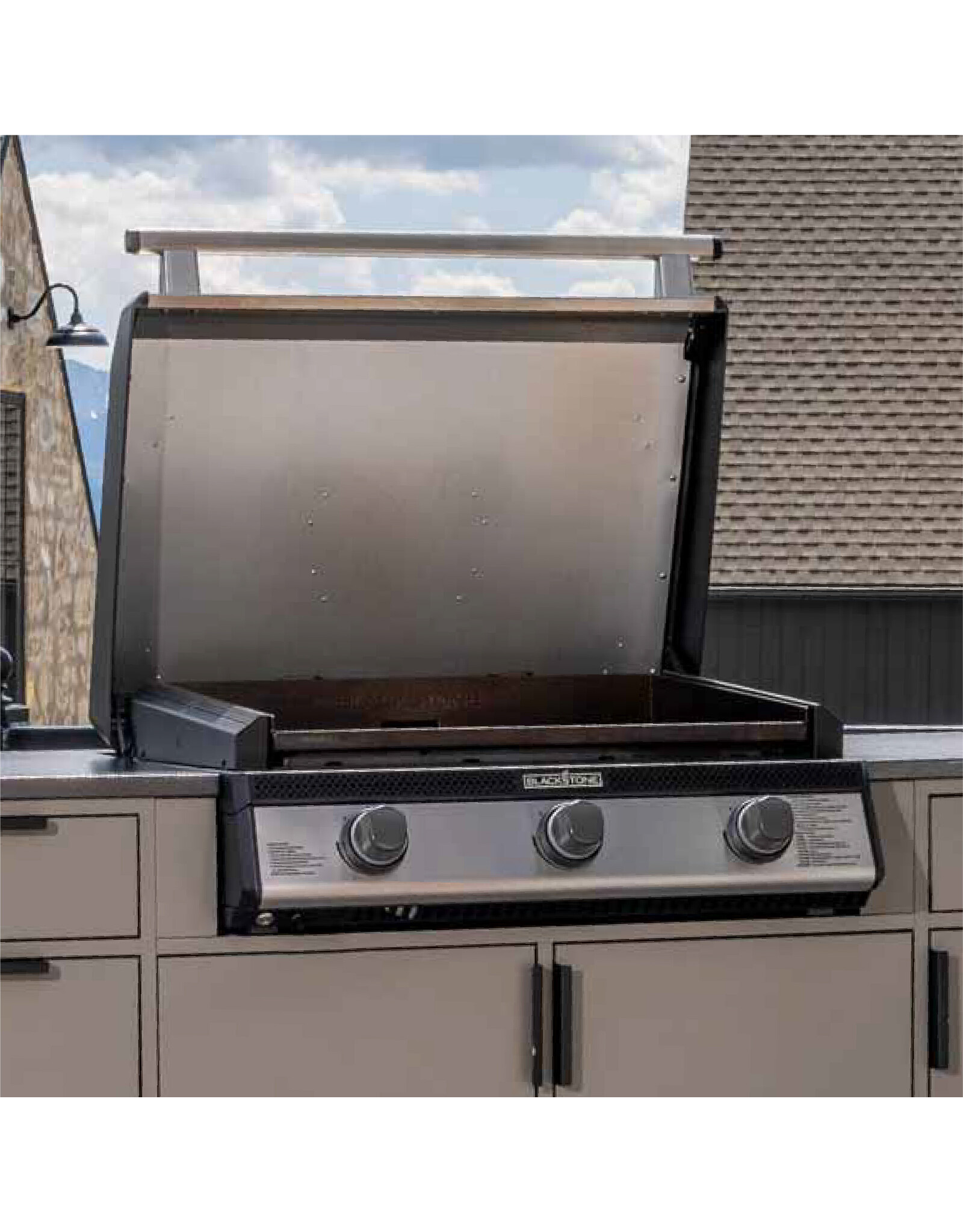 Blackstone Blackstone Griddle 28" Deep Kitchen S/S w/Hood - 6128