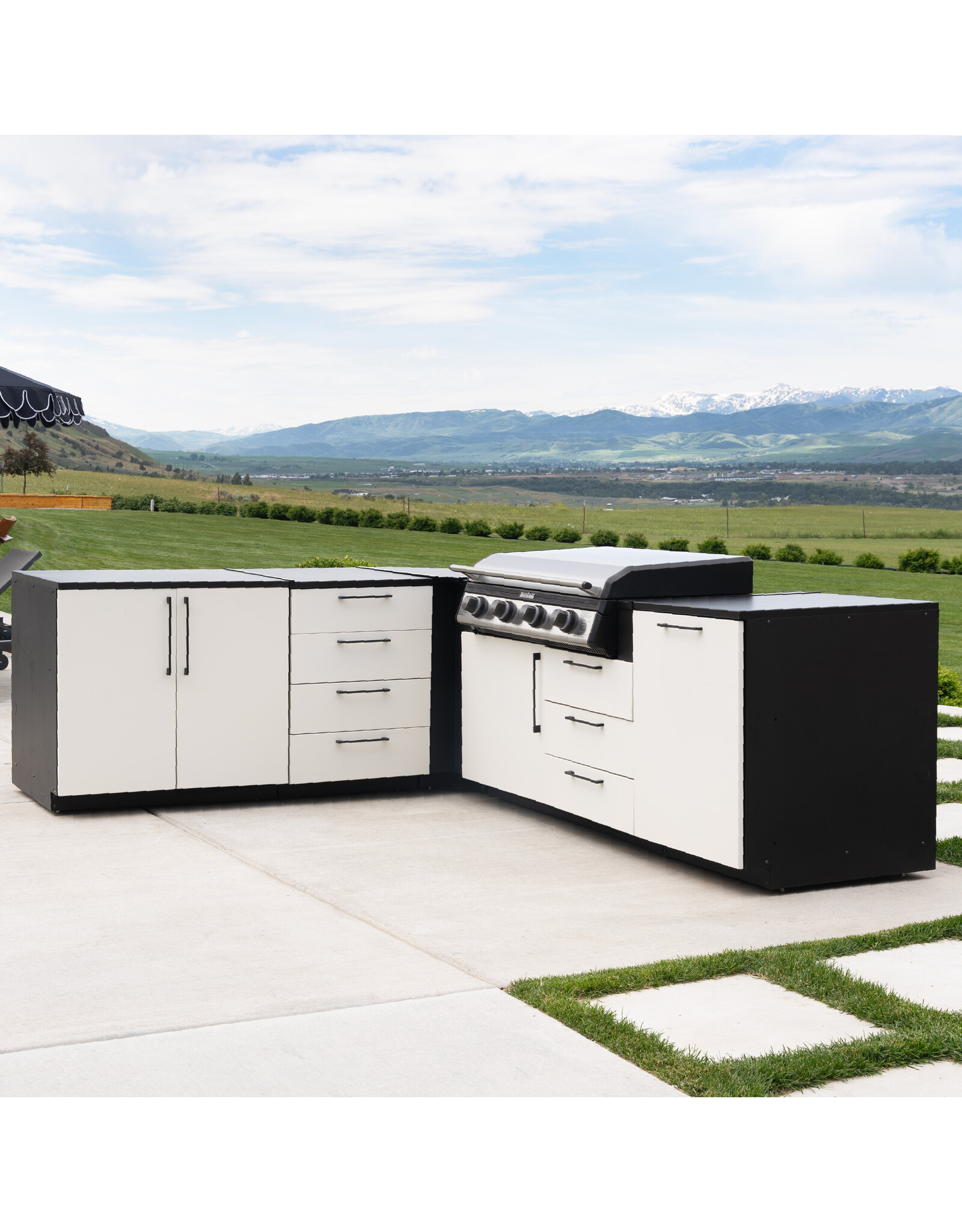 Blackstone Blackstone Kitchen 24in Cabinet w/4 Drawers - 6724