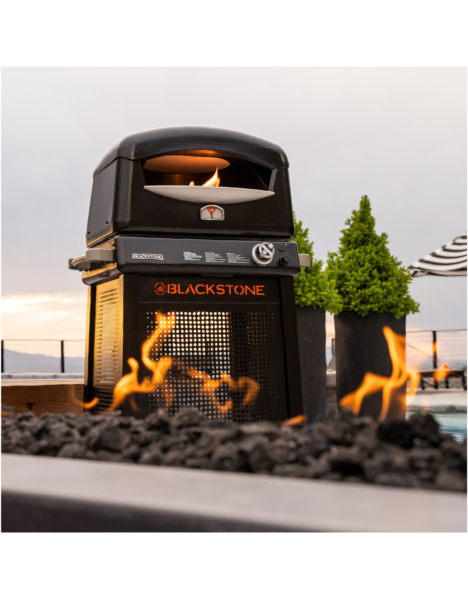 Blackstone Blackstone Pizza Oven w/ Stand--6825