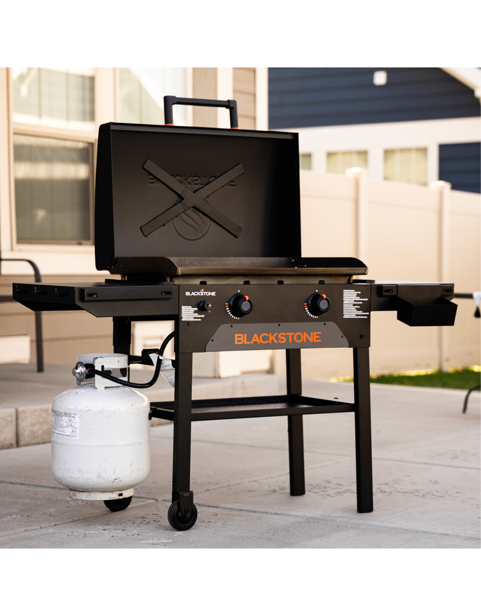 Blackstone Blackstone Original 28in Griddle with Hood - 2287