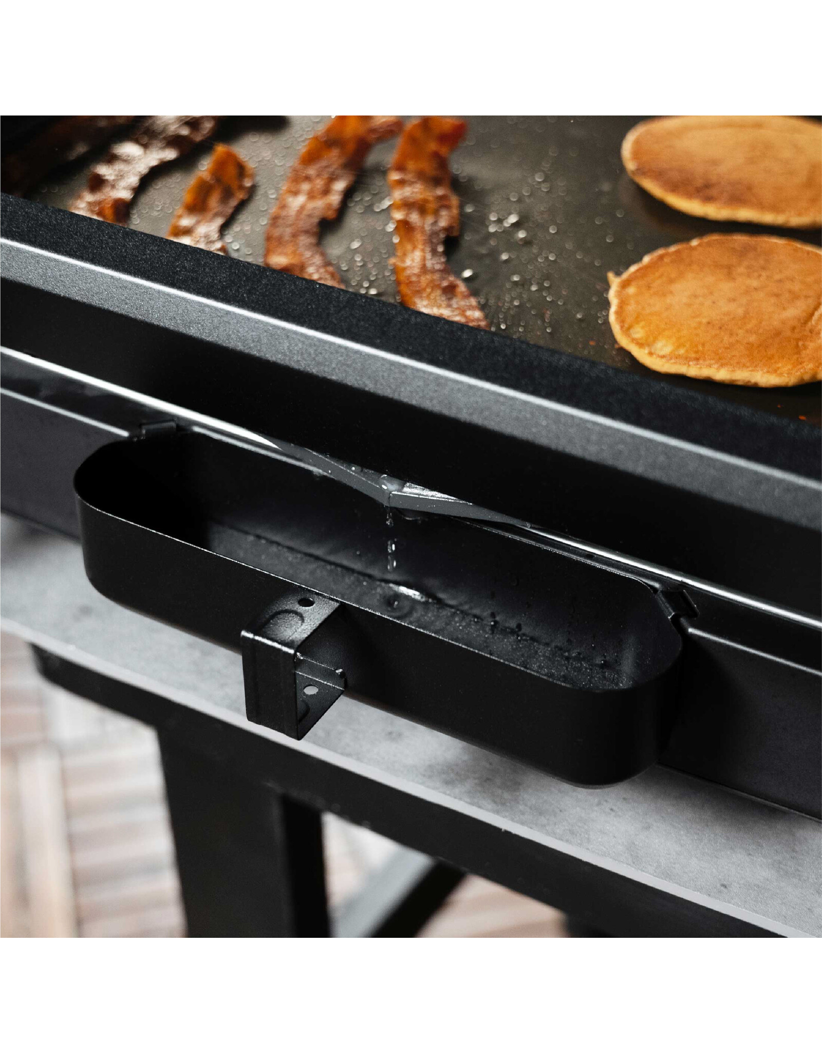 Blackstone Blackstone 22" Electric Tabletop Griddle - 8001