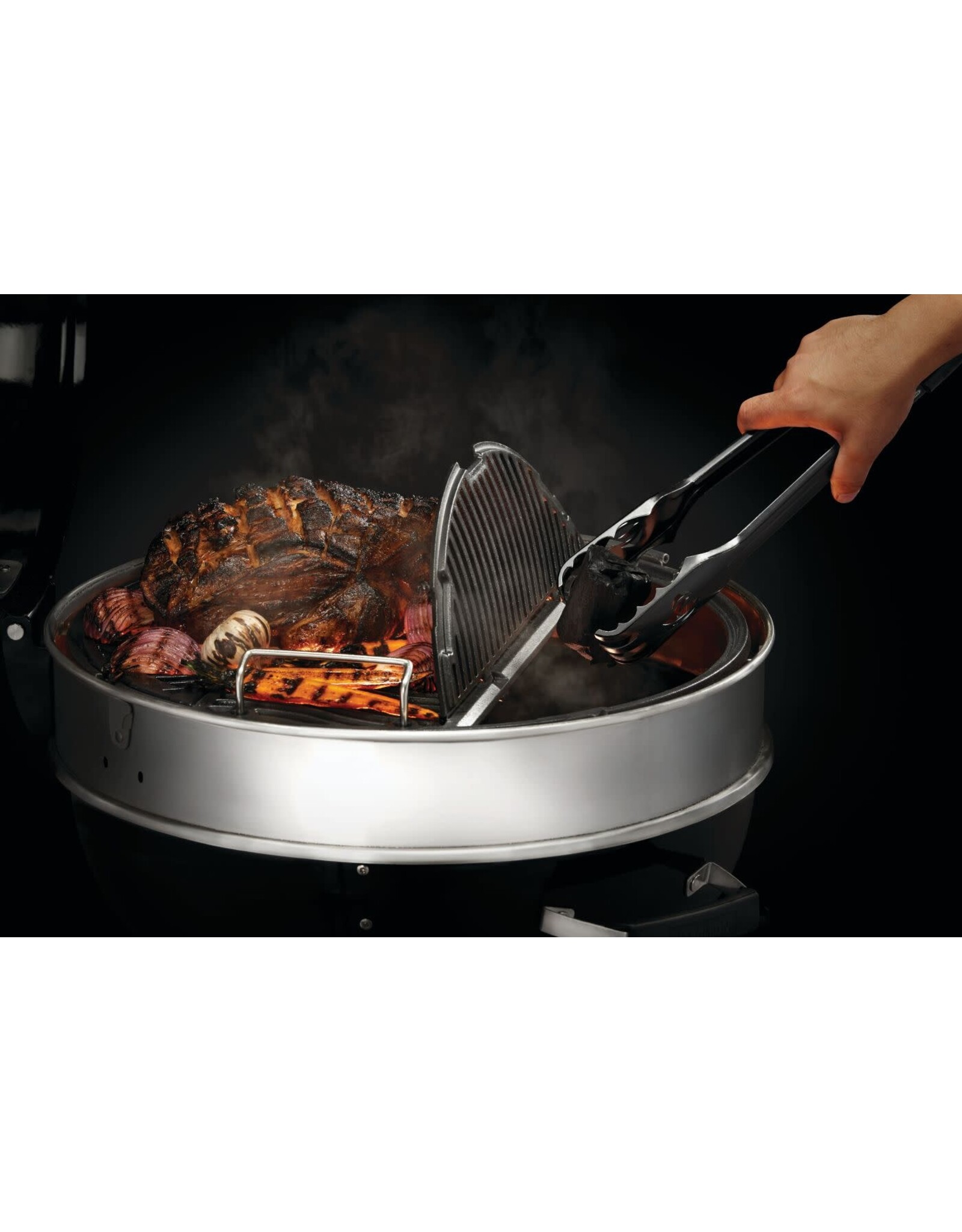 Napoleon Napoleon PRO22 Charcoal Kettle Grill, Black - PRO22K-LEG-3