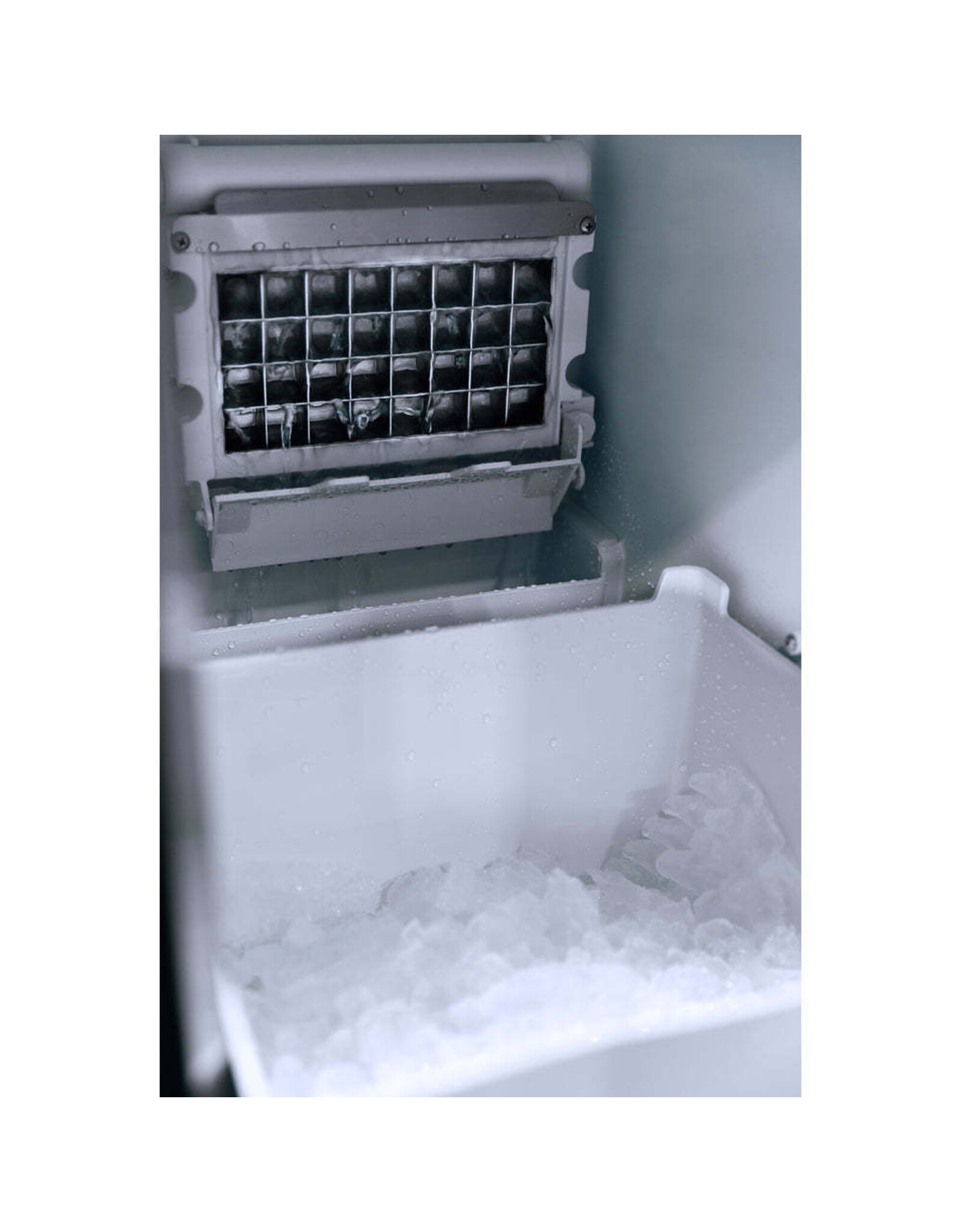 TrueFlame TrueFlame 15" Outdoor Rated Cube Ice Maker - AMD-IM-15