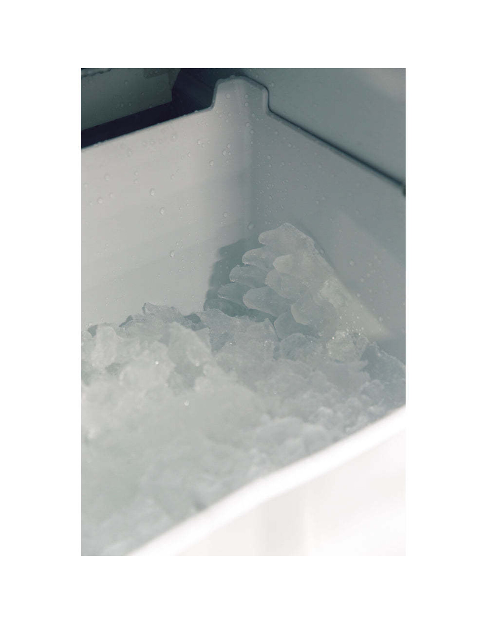 TrueFlame TrueFlame 15" Outdoor Rated Cube Ice Maker - AMD-IM-15