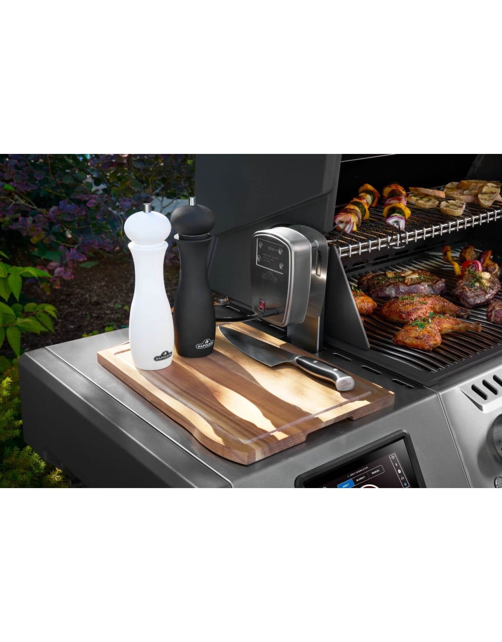 Napoleon Napoleon Prestige® PRO 500 Propane Gas Grill with Smart Technology - PRO500VXRSIBPSS