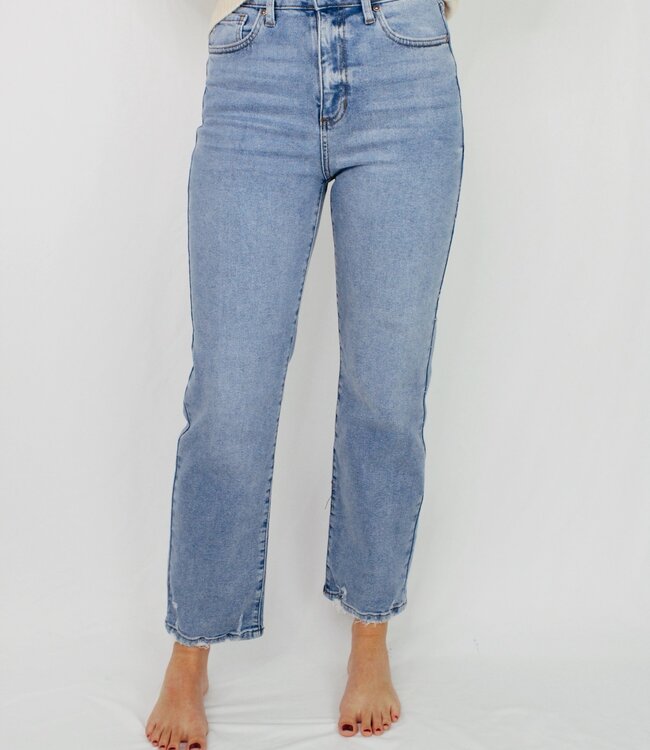 High Rise Clean Straight Leg