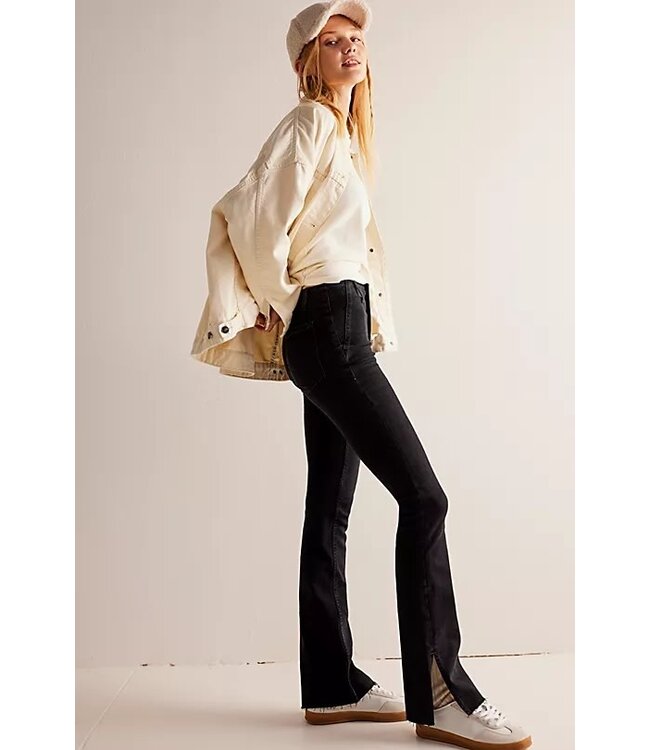 Level Up Slit Bootcut Jean