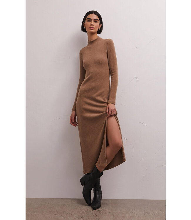 https://cdn.shoplightspeed.com/shops/633417/files/59674550/650x750x2/ophelia-mock-neck-dress.jpg