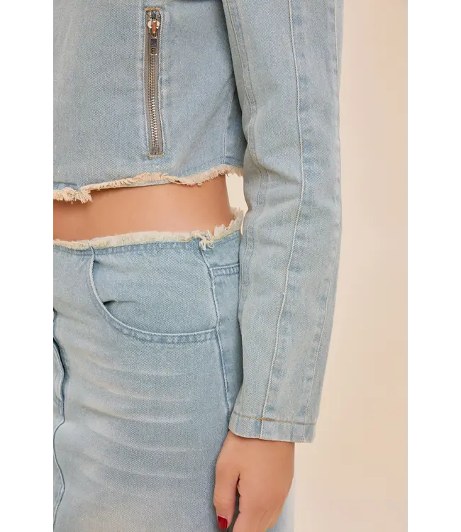 Lulu Back Slit Skirt