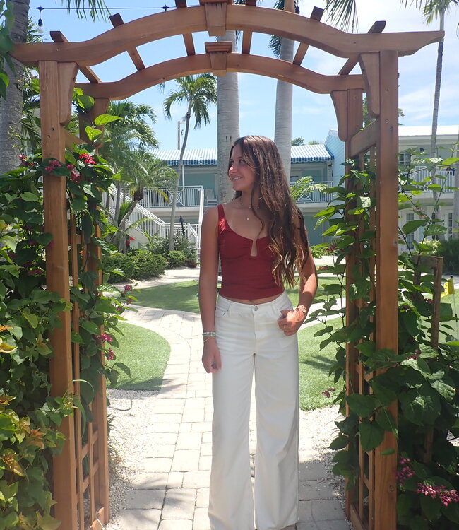 Ahead of the Curve Cami