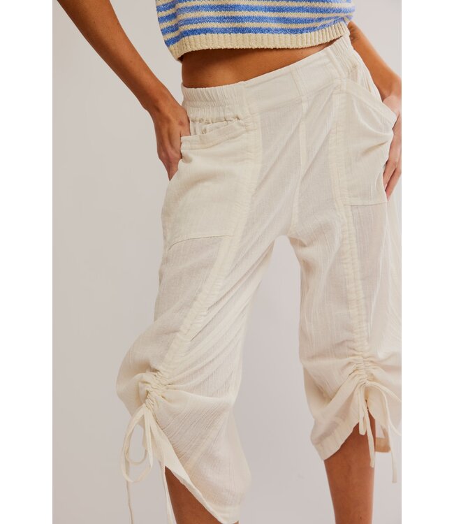 Gianna Ruched Gaucho Pull